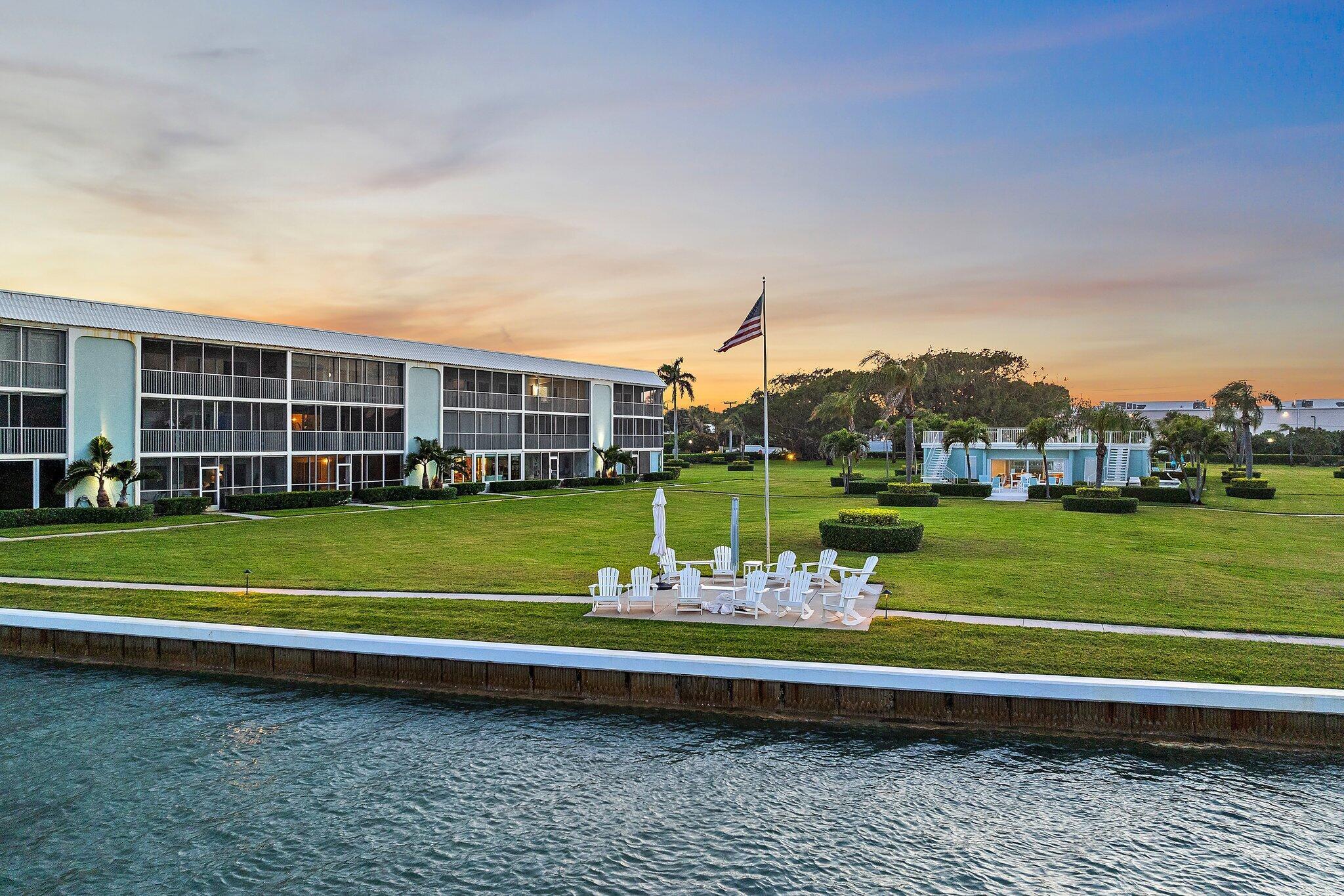 WATERWAY BEACH CONDOS - Residential