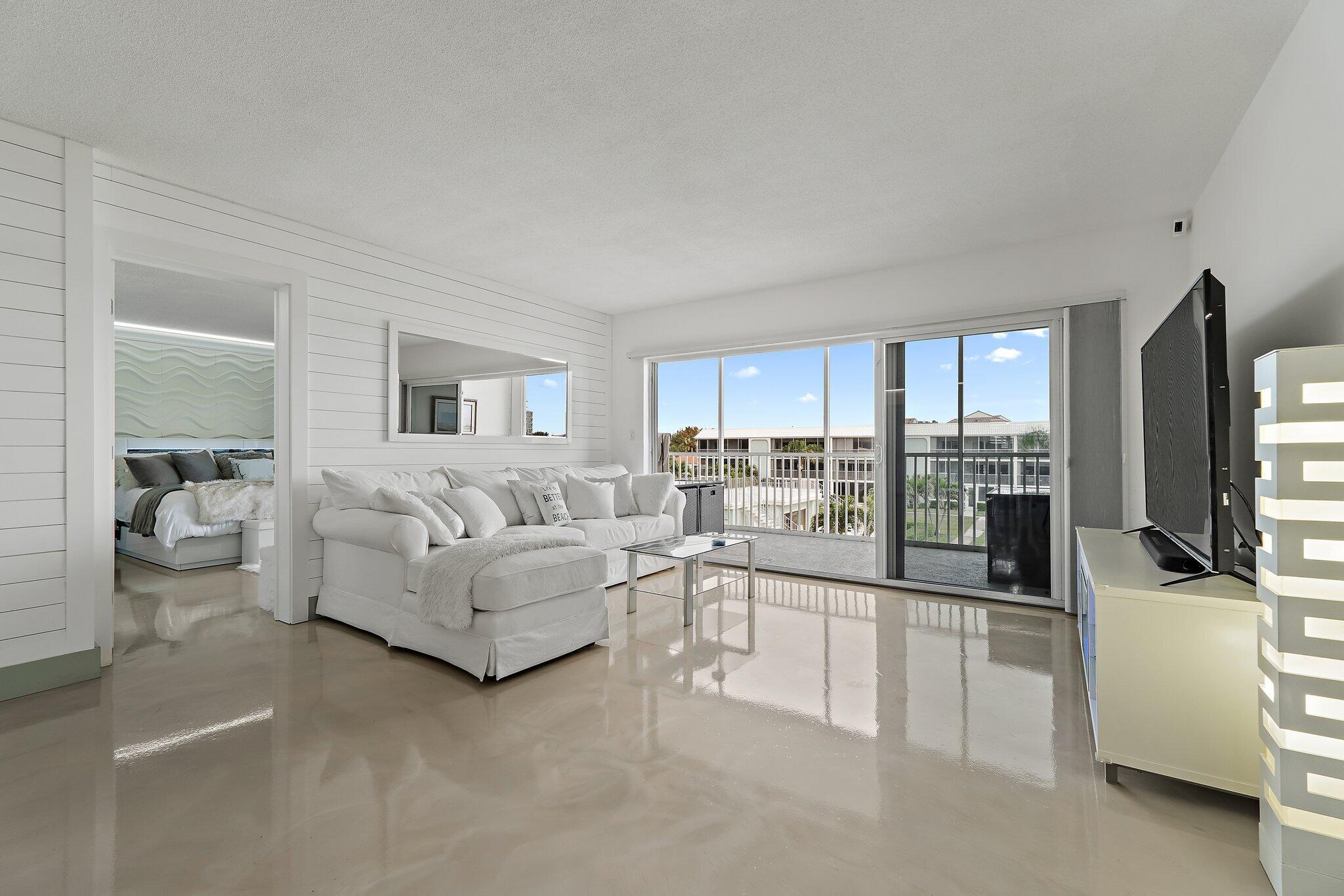 WATERWAY BEACH CONDOS - Residential