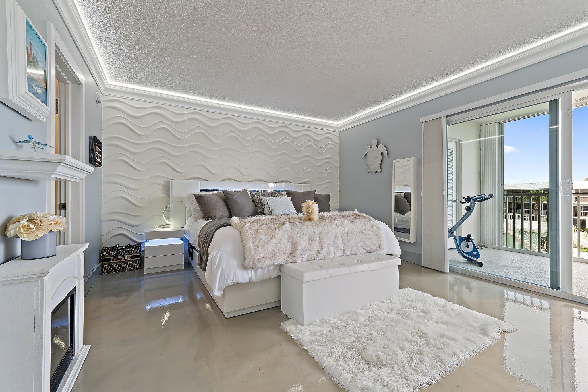 WATERWAY BEACH CONDOS - Residential