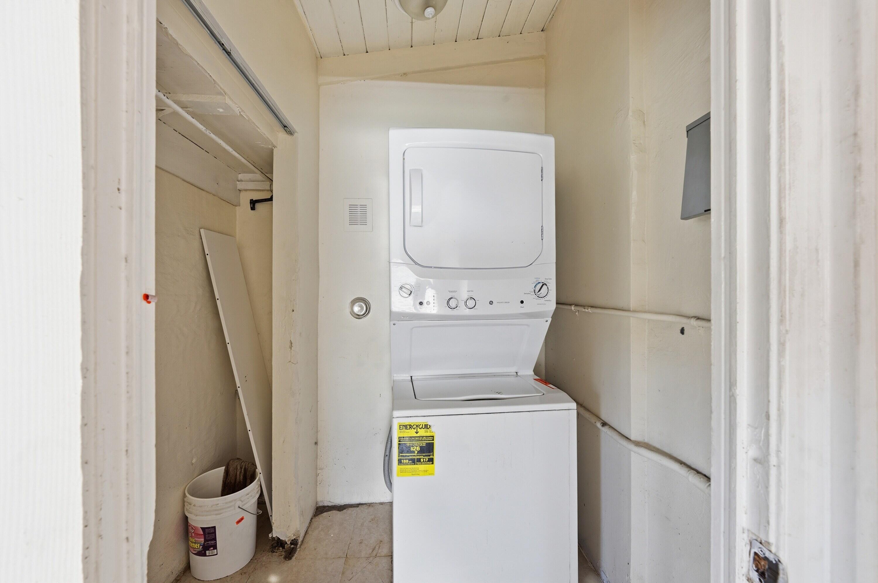 EDISON GARDENS - Residential