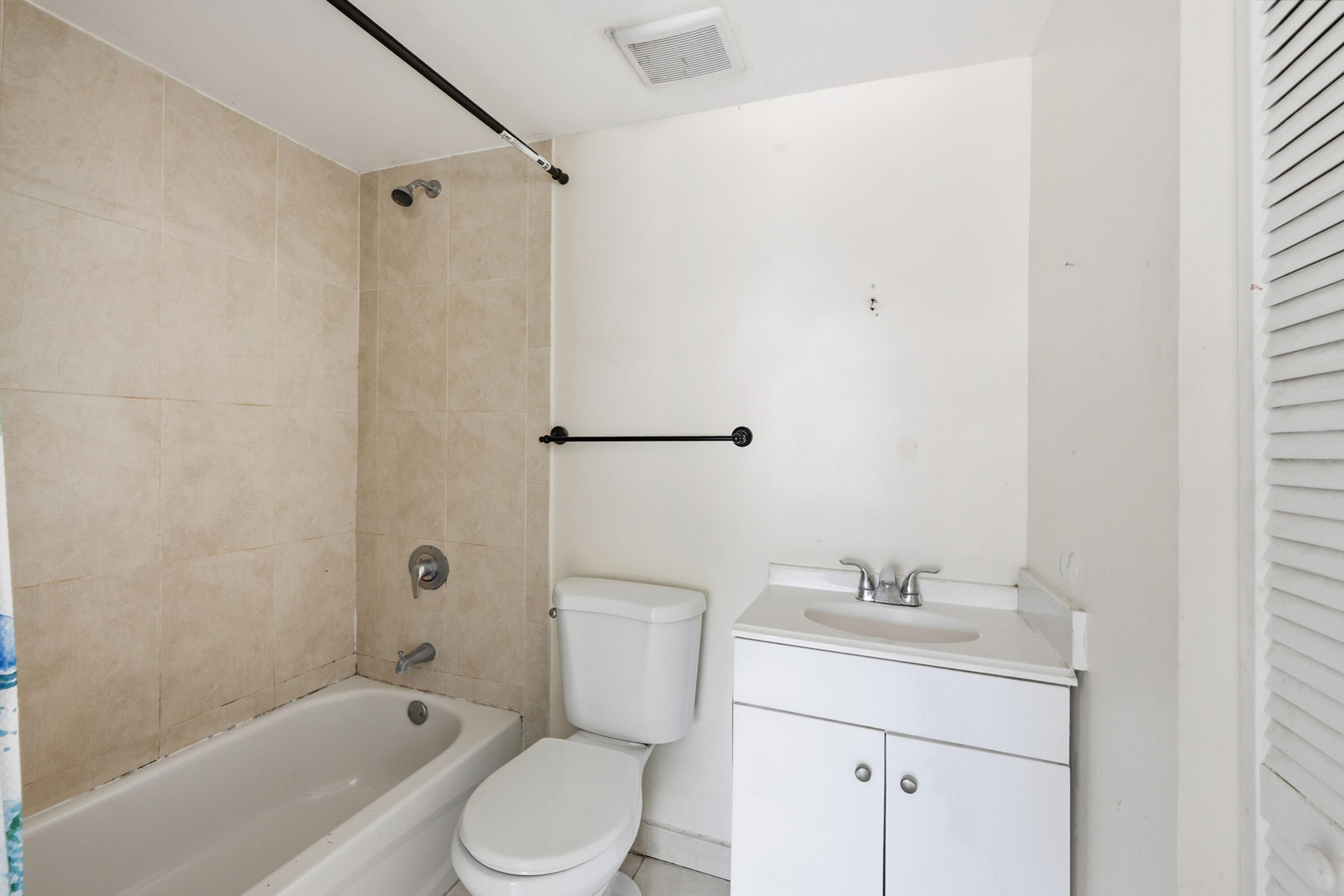 EDISON GARDENS - Residential