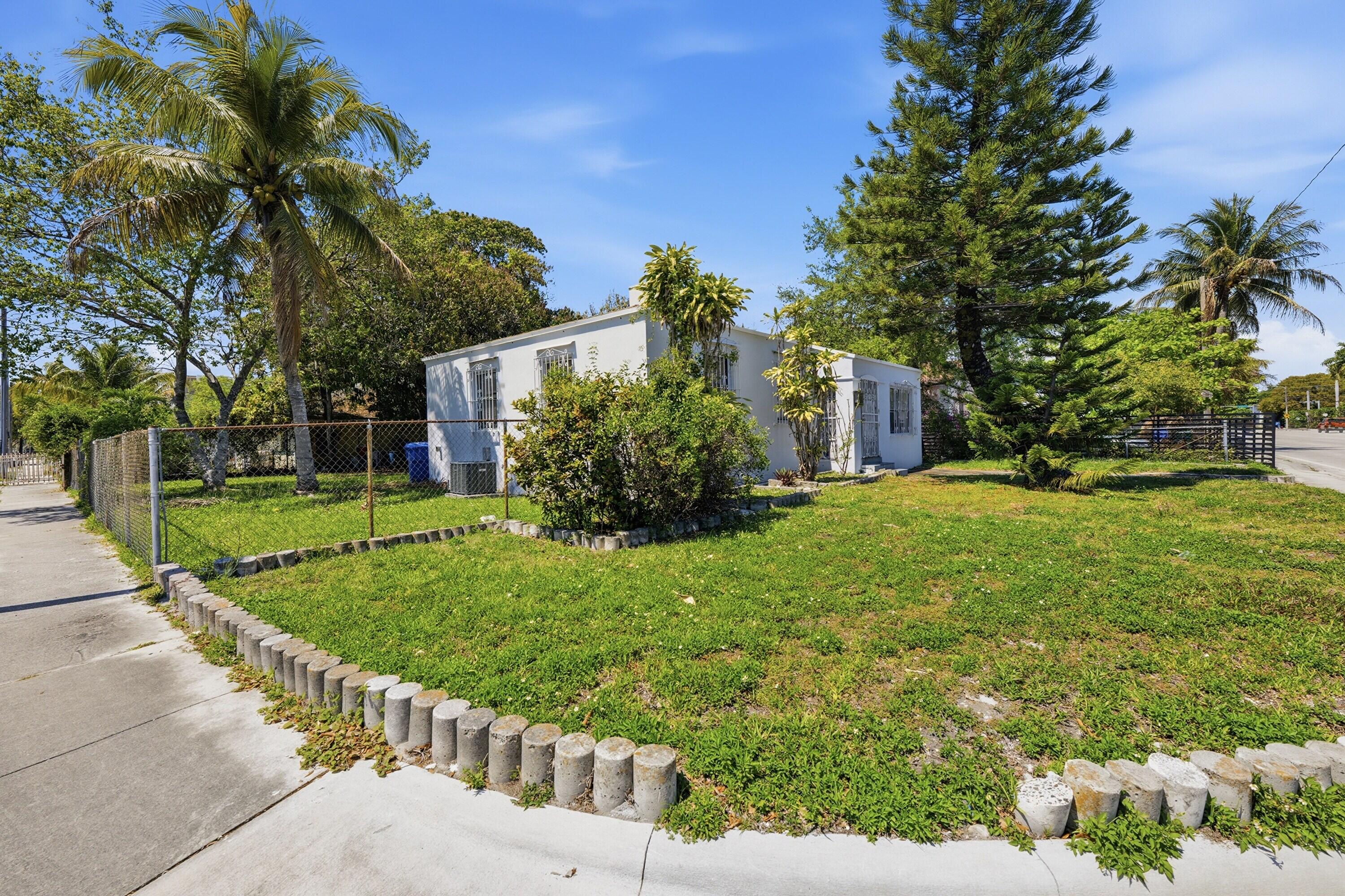 EDISON GARDENS - Residential