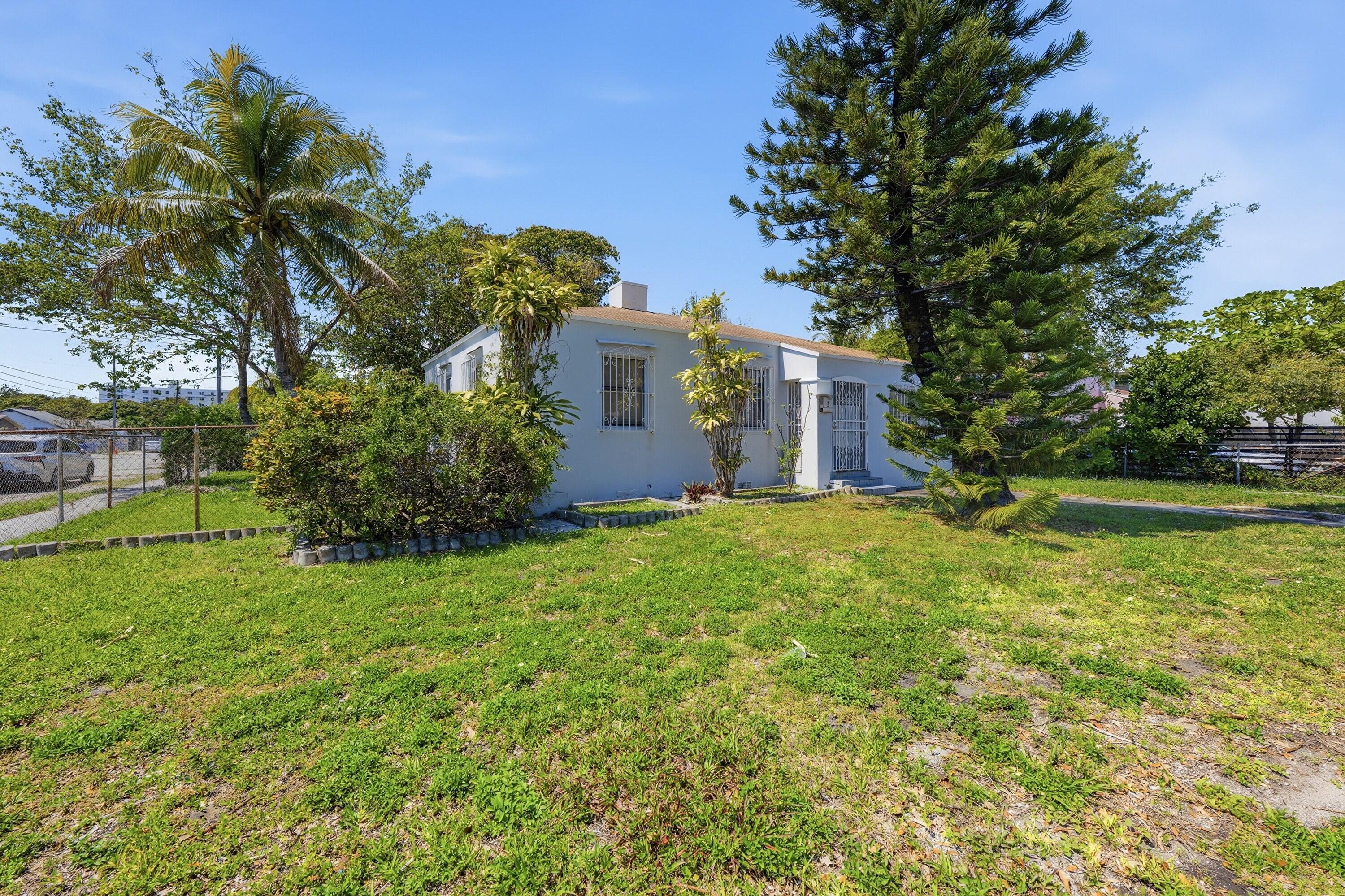 EDISON GARDENS - Residential