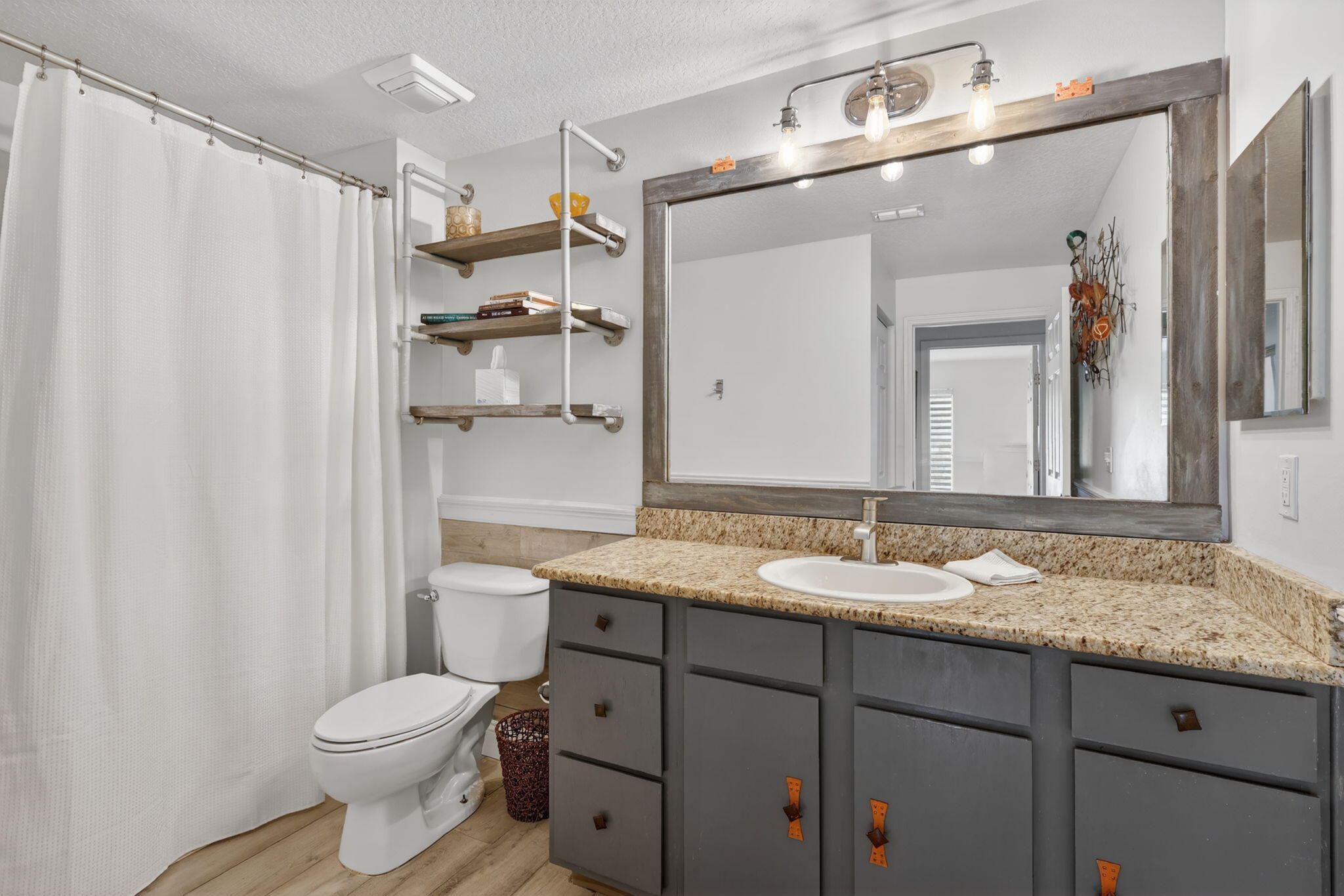 COURTYARDS AT WILLOUGHBY CONDO - Residential