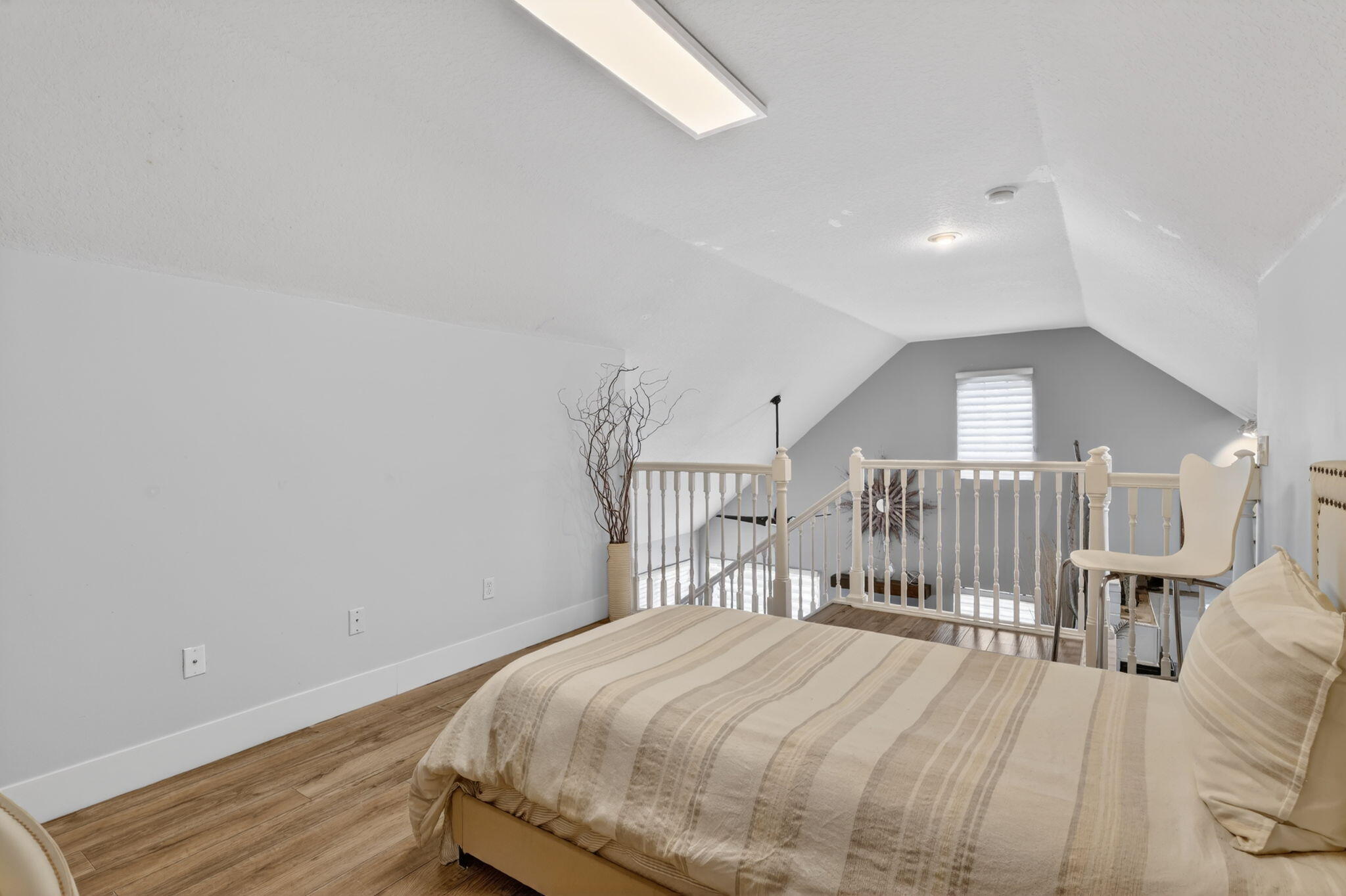 COURTYARDS AT WILLOUGHBY CONDO - Residential