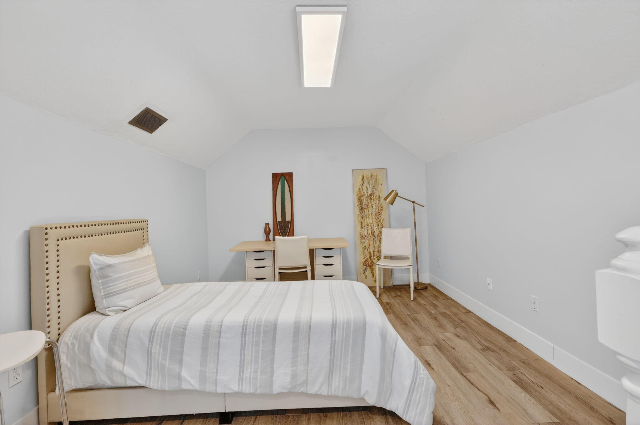 COURTYARDS AT WILLOUGHBY CONDO - Residential