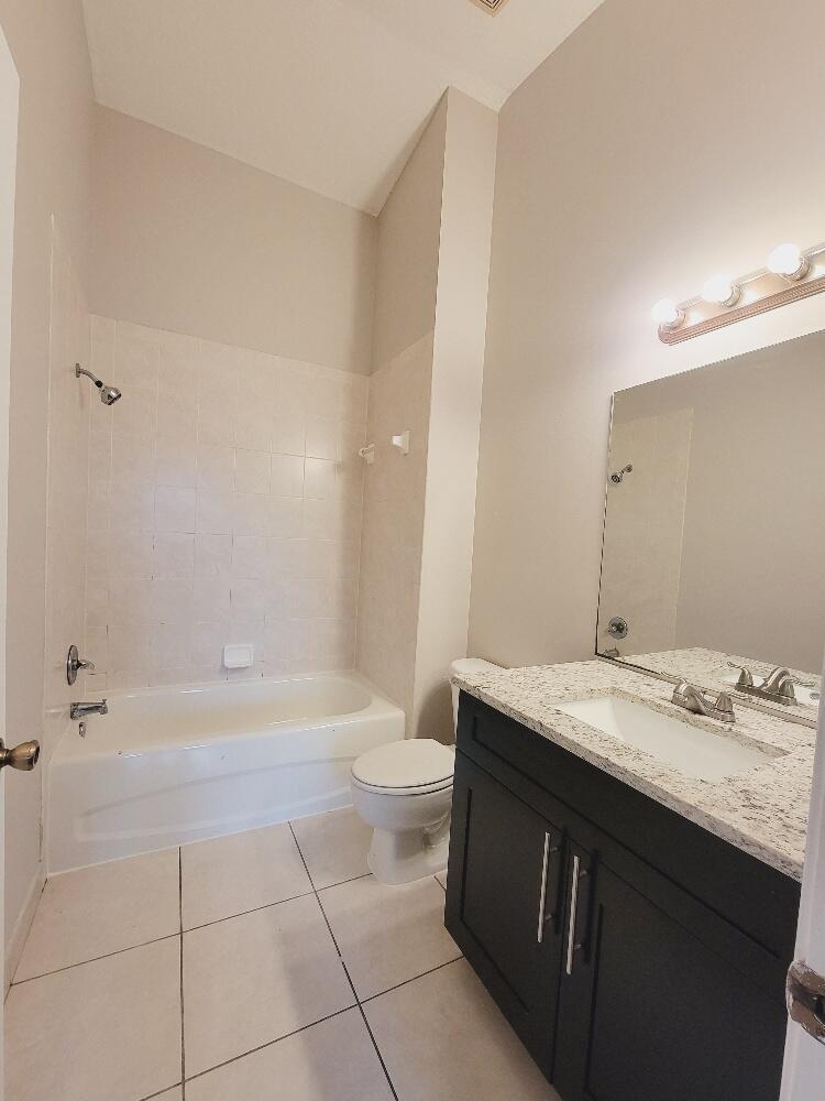OAK TERRACE CONDO - Residential