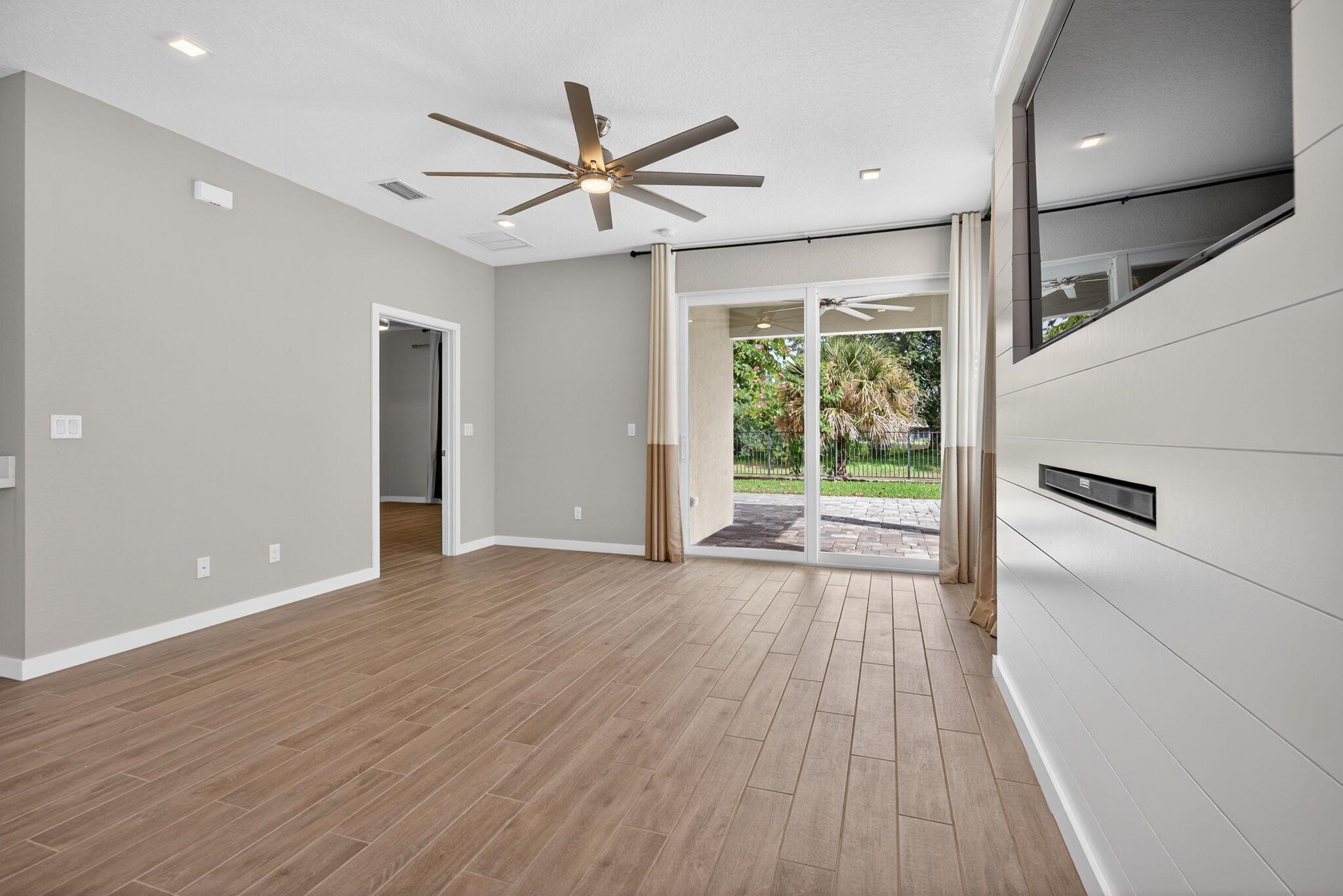 Canopy Cove - Residential