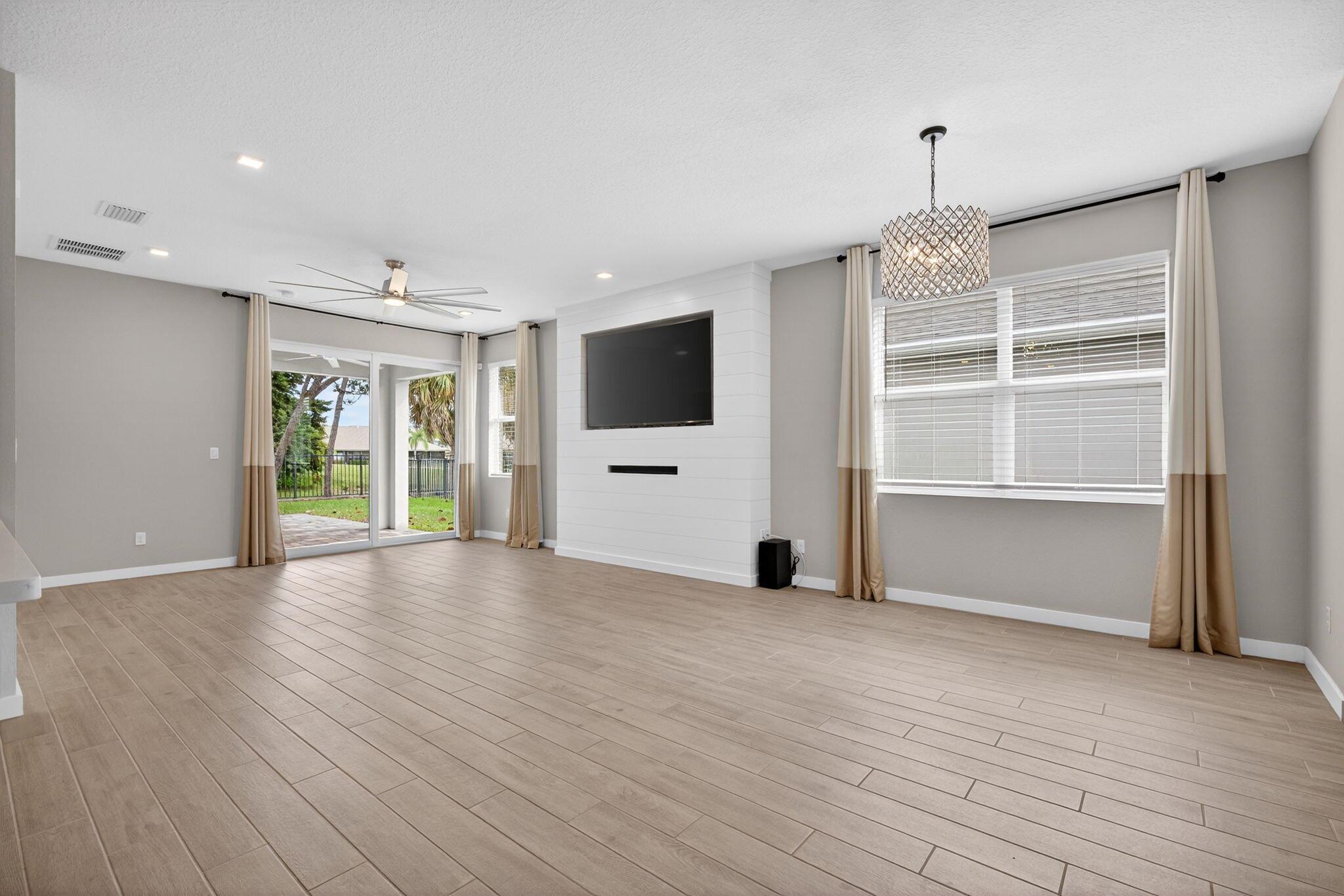 Canopy Cove - Residential