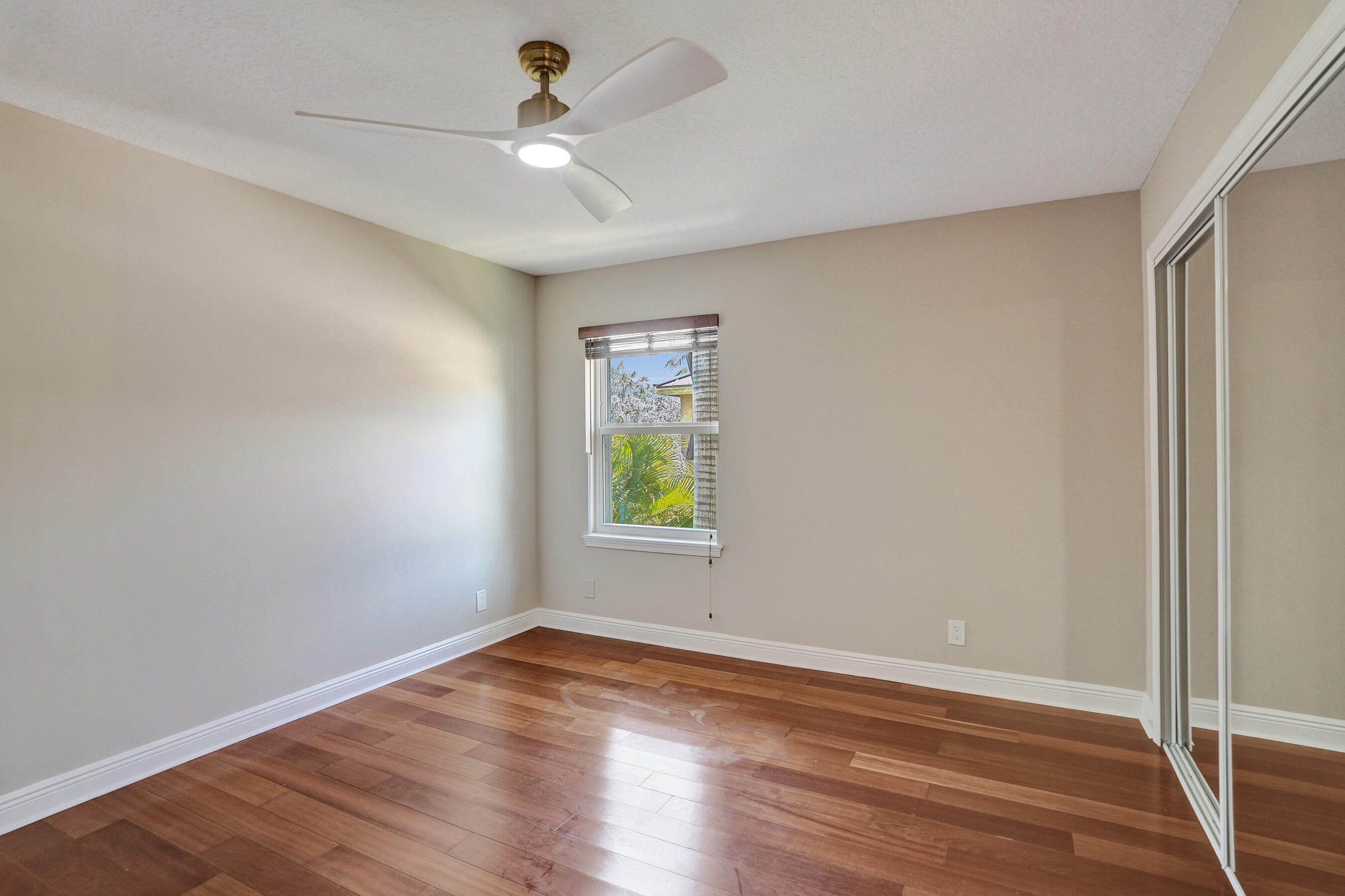 WATERS EDGE AT PARKLAND - Residential