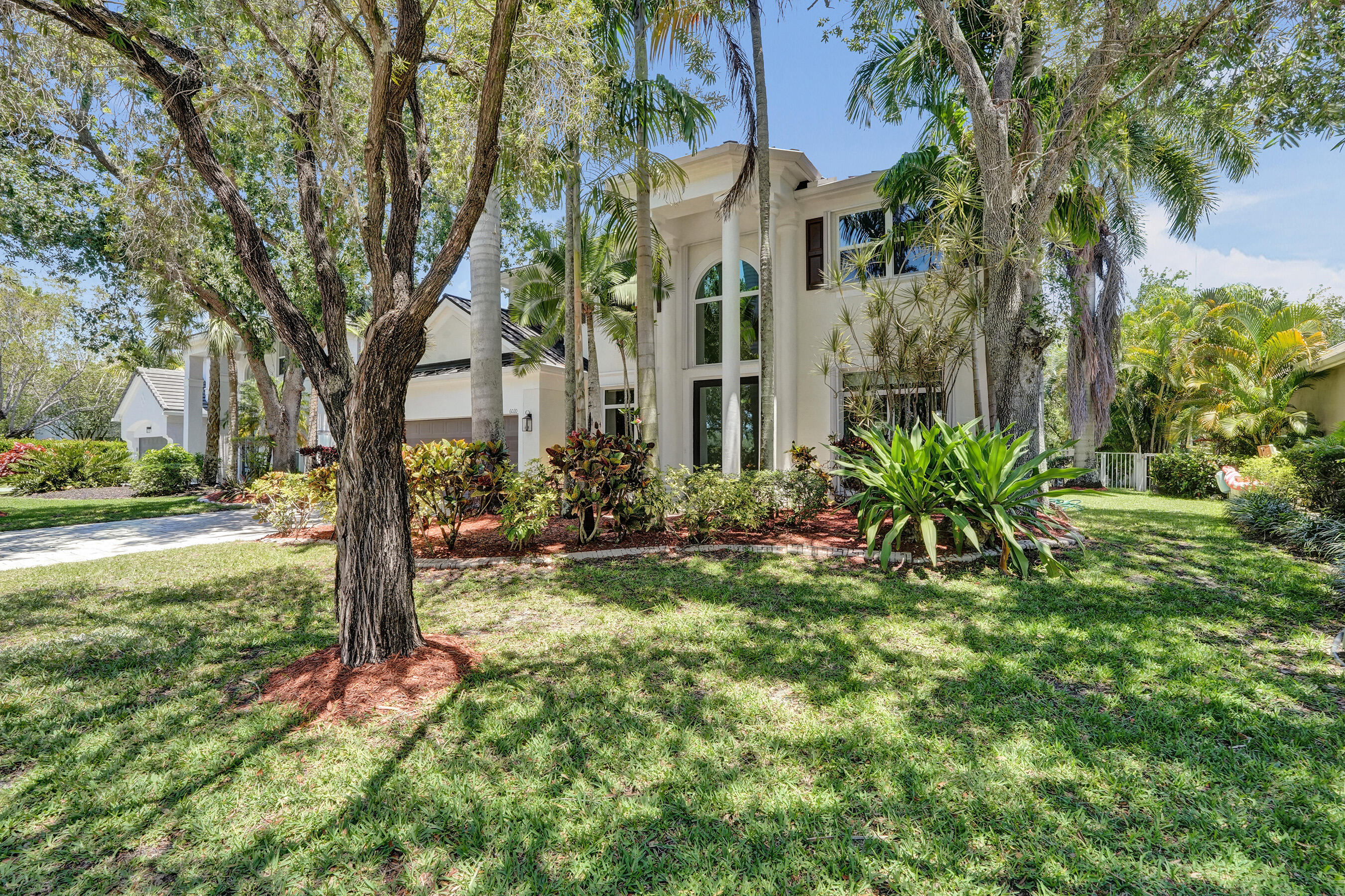 WATERS EDGE AT PARKLAND - Residential