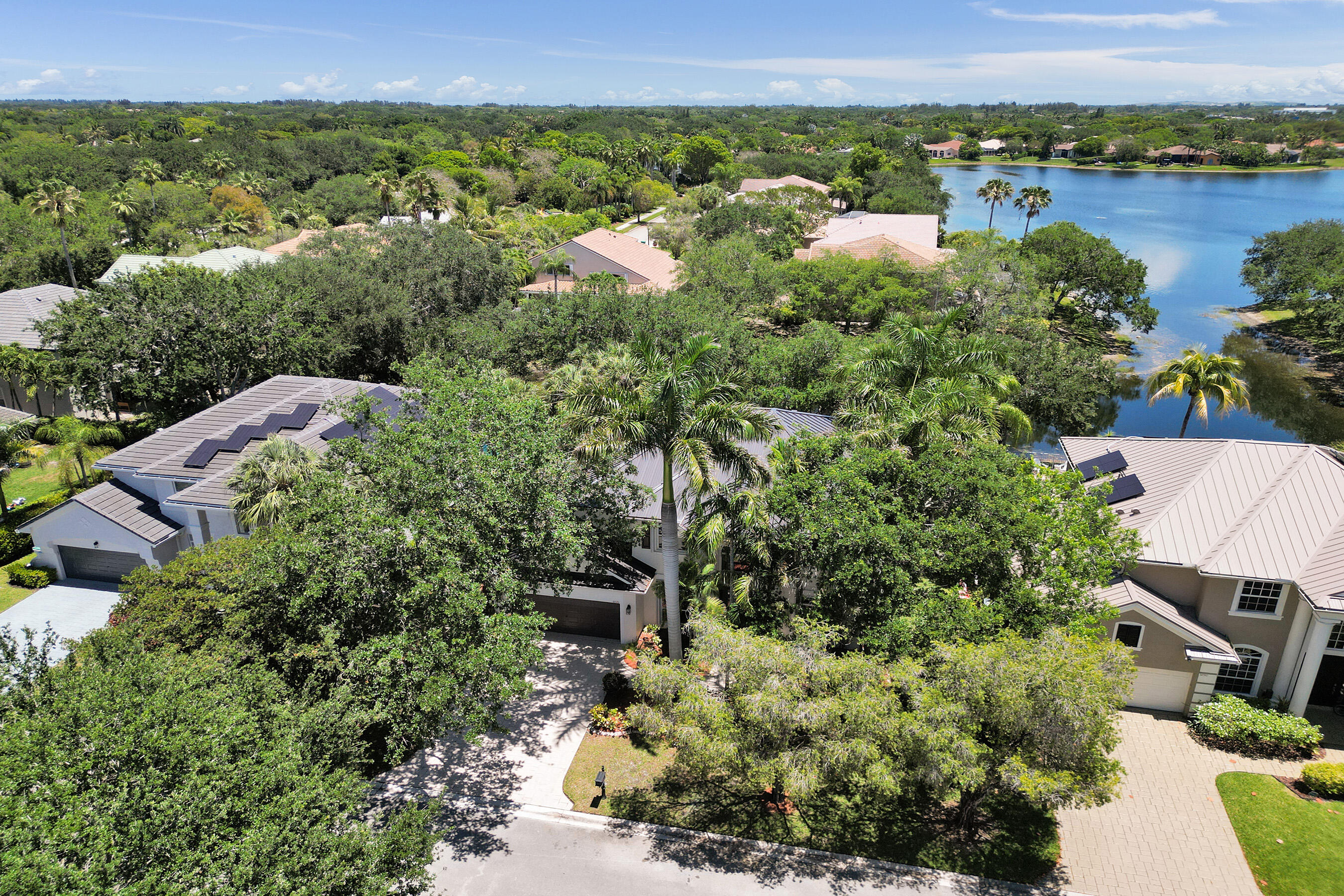 WATERS EDGE AT PARKLAND - Residential