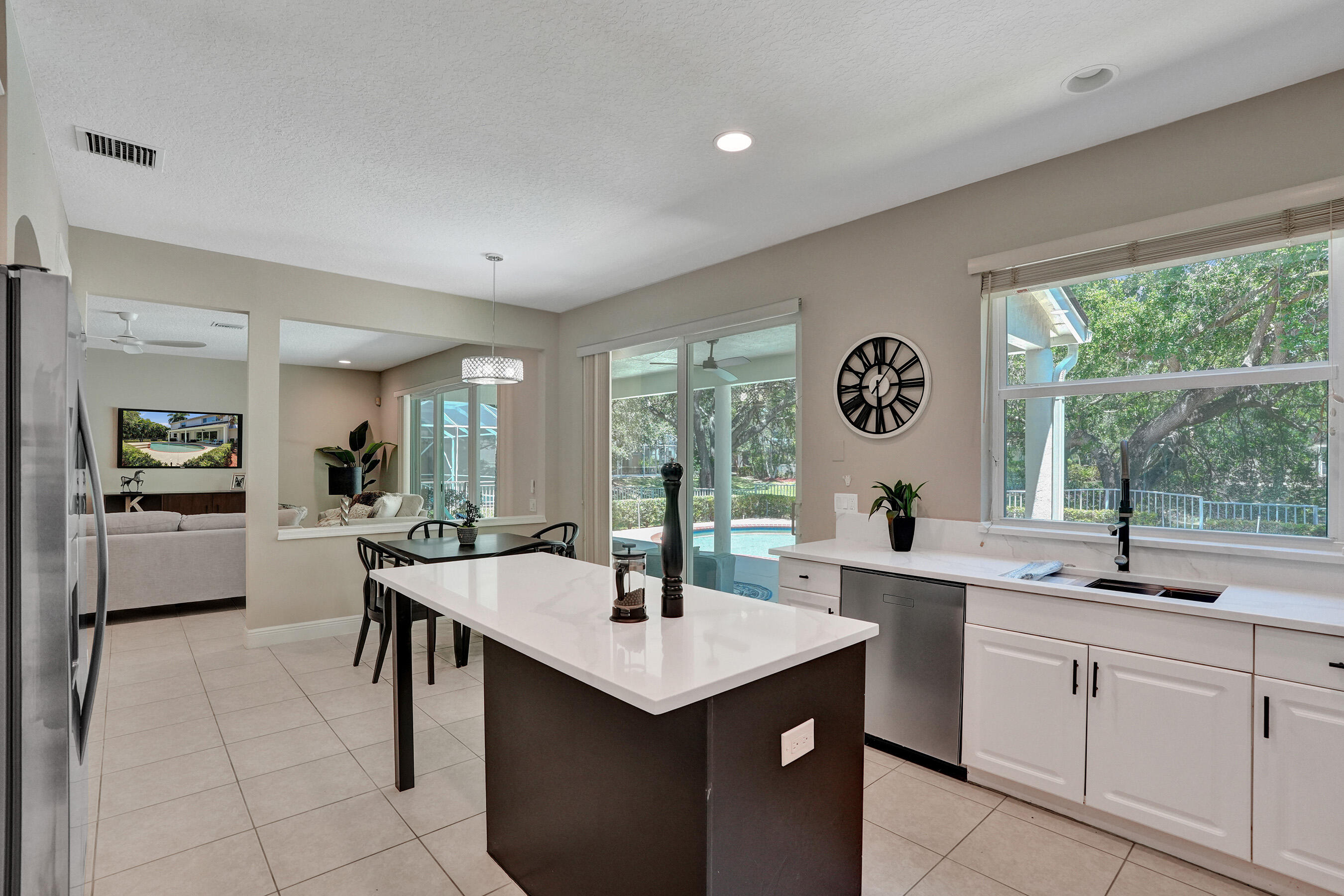 WATERS EDGE AT PARKLAND - Residential