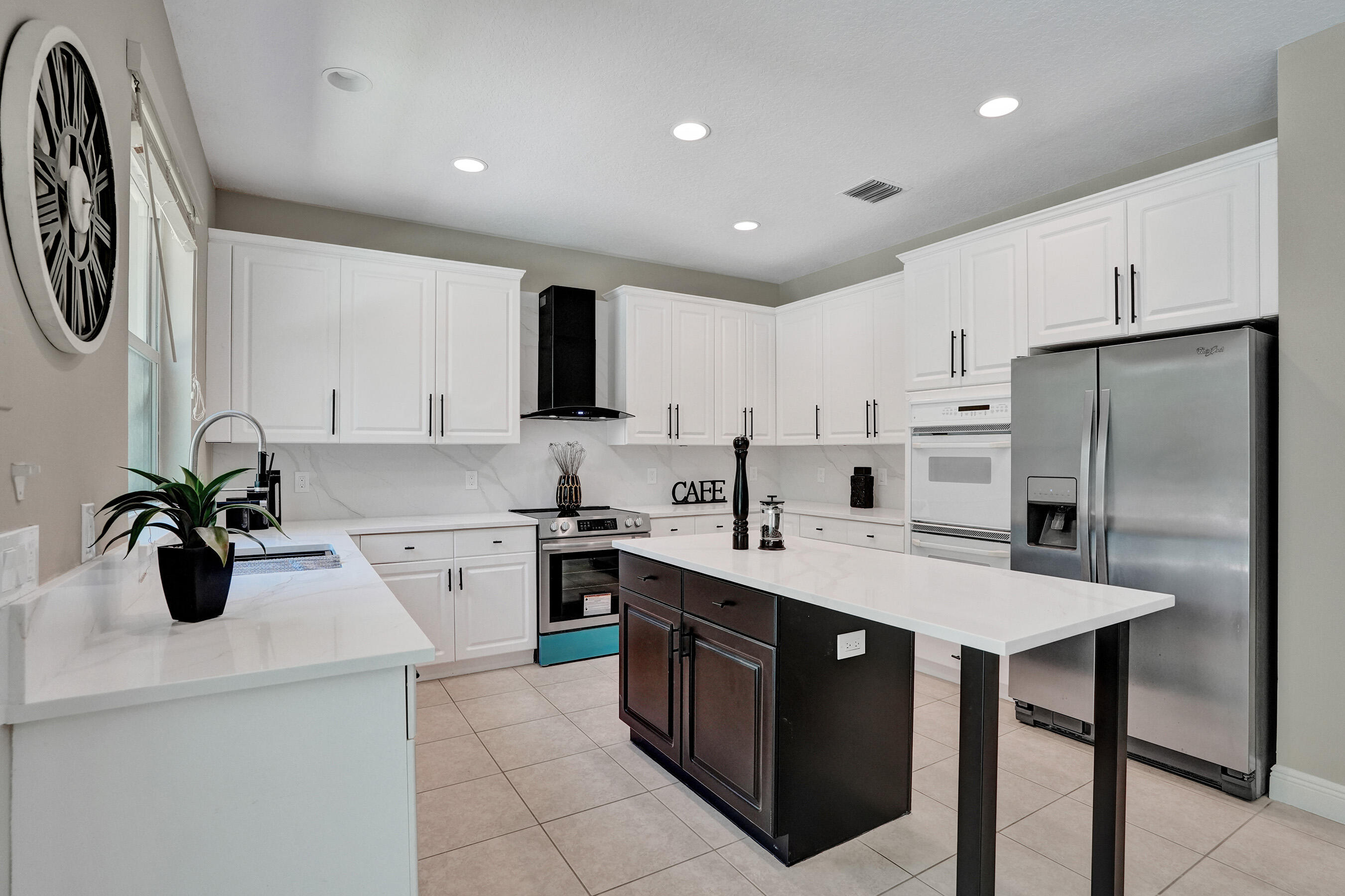 WATERS EDGE AT PARKLAND - Residential