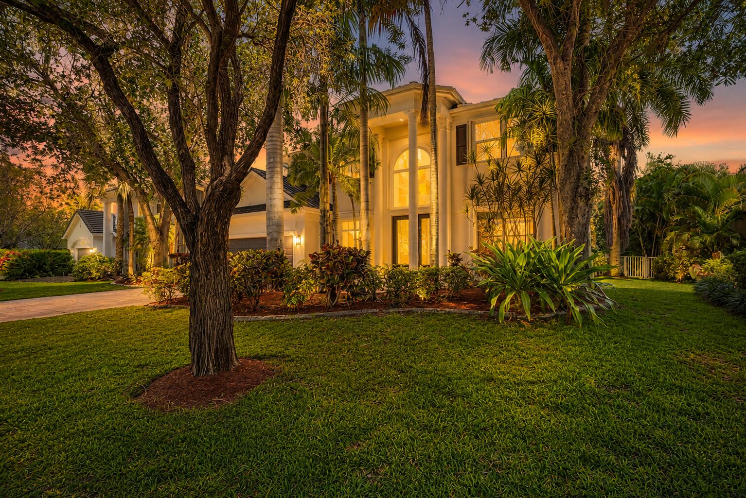 WATERS EDGE AT PARKLAND - Residential