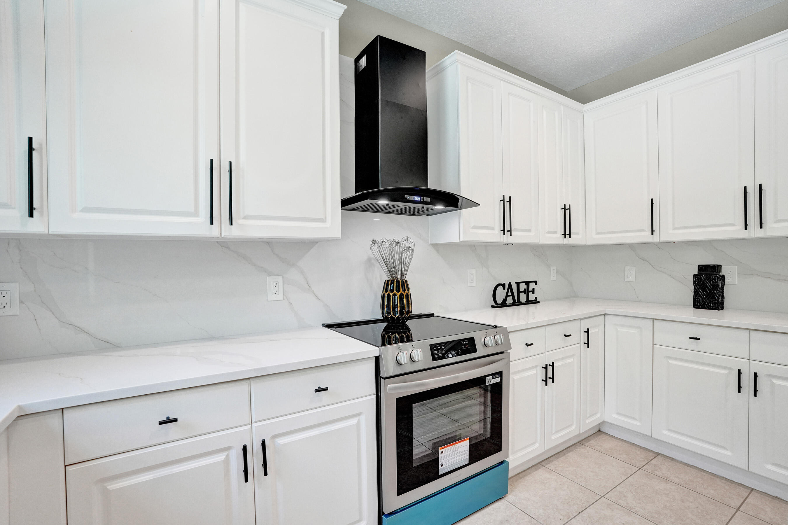 WATERS EDGE AT PARKLAND - Residential