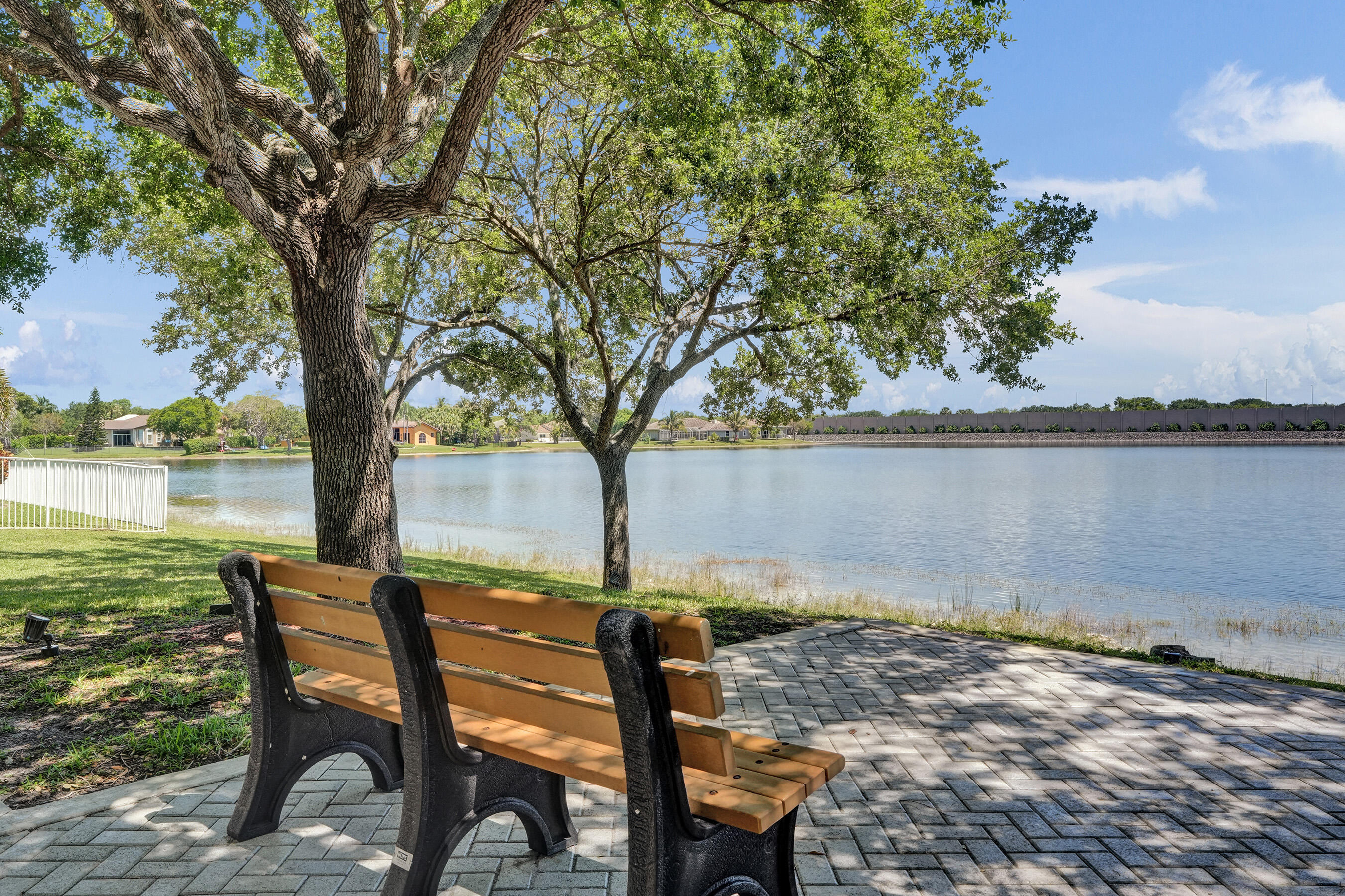WATERS EDGE AT PARKLAND - Residential
