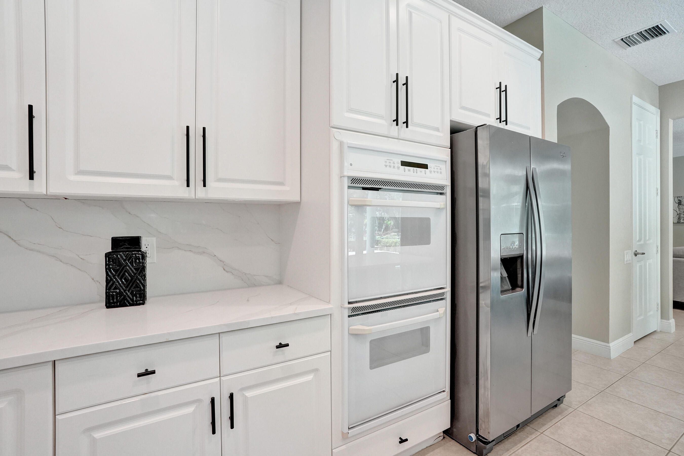 WATERS EDGE AT PARKLAND - Residential