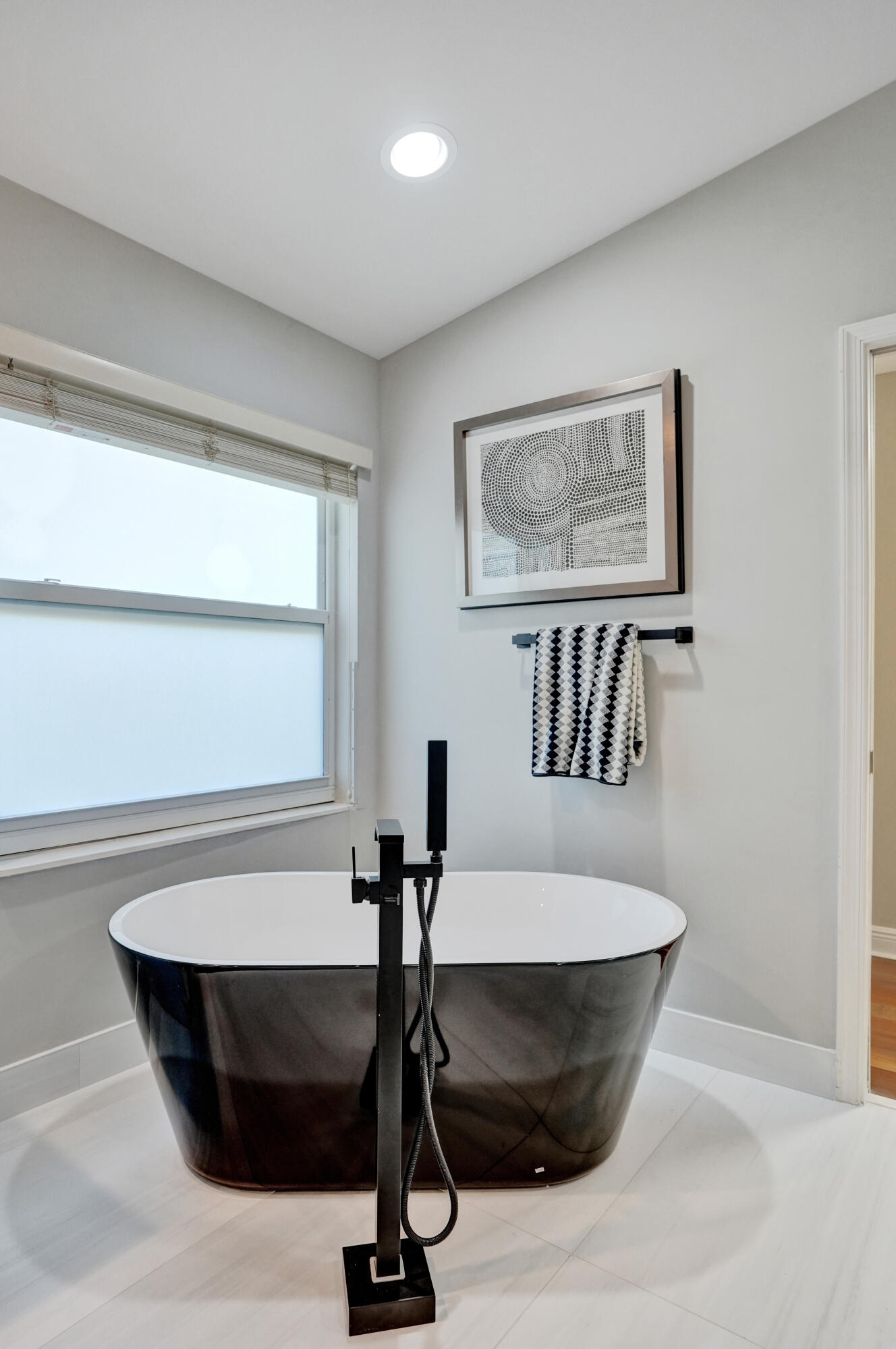 WATERS EDGE AT PARKLAND - Residential