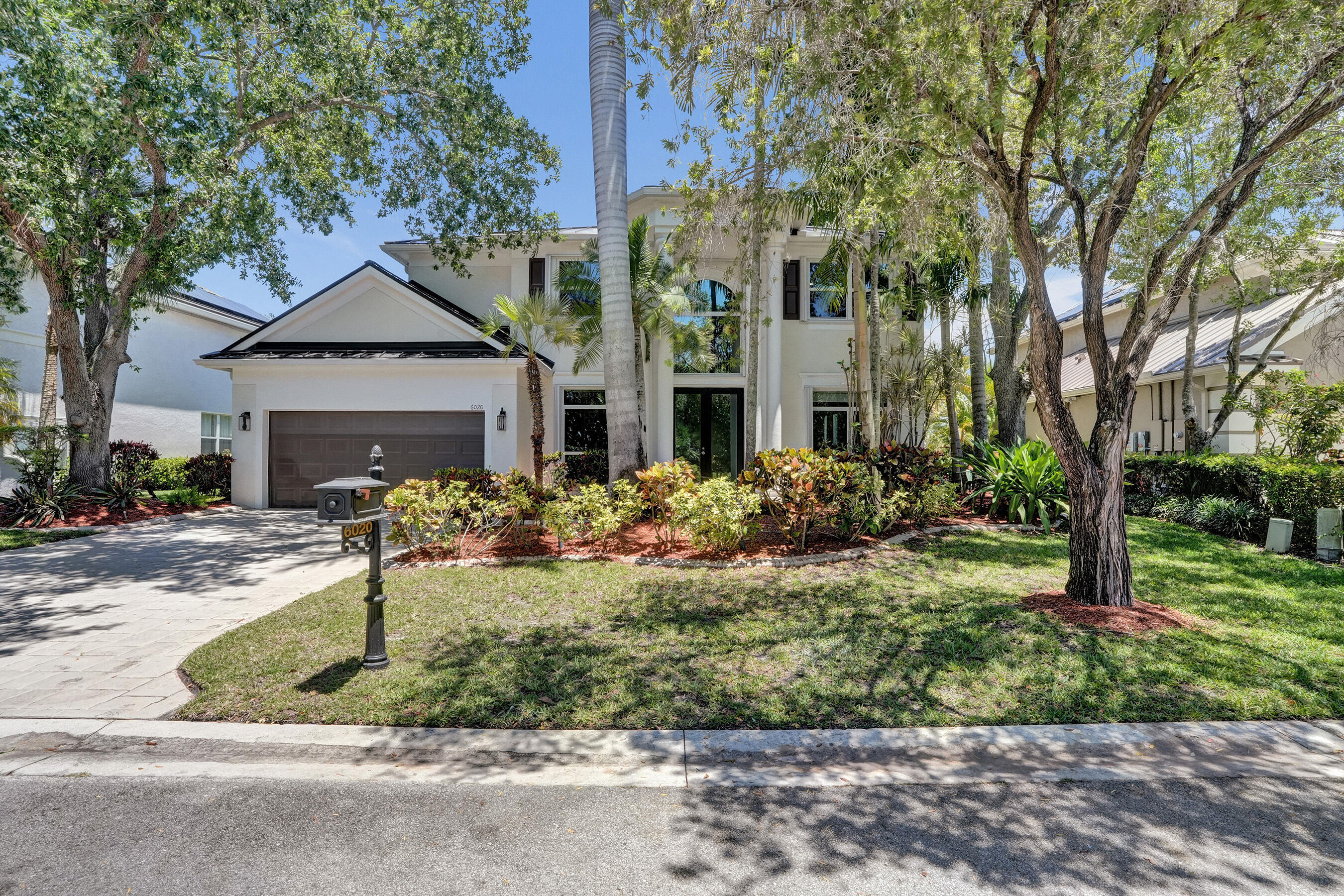 WATERS EDGE AT PARKLAND - Residential
