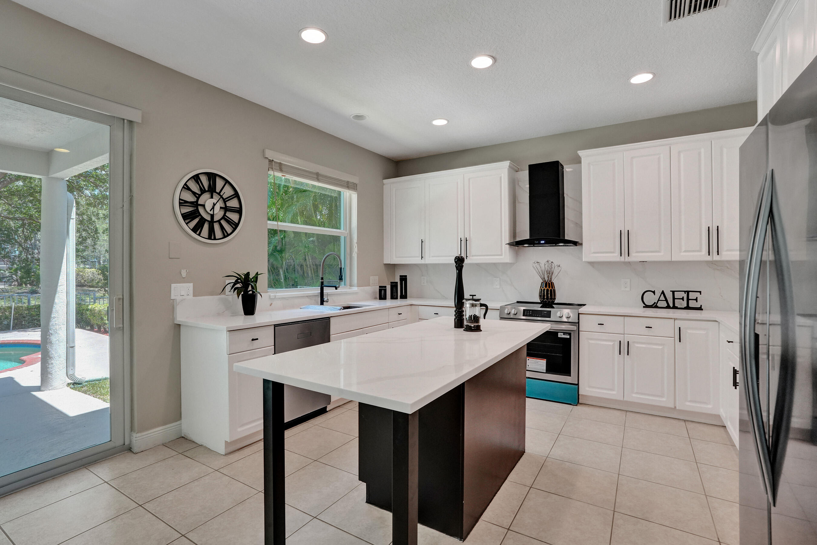 WATERS EDGE AT PARKLAND - Residential