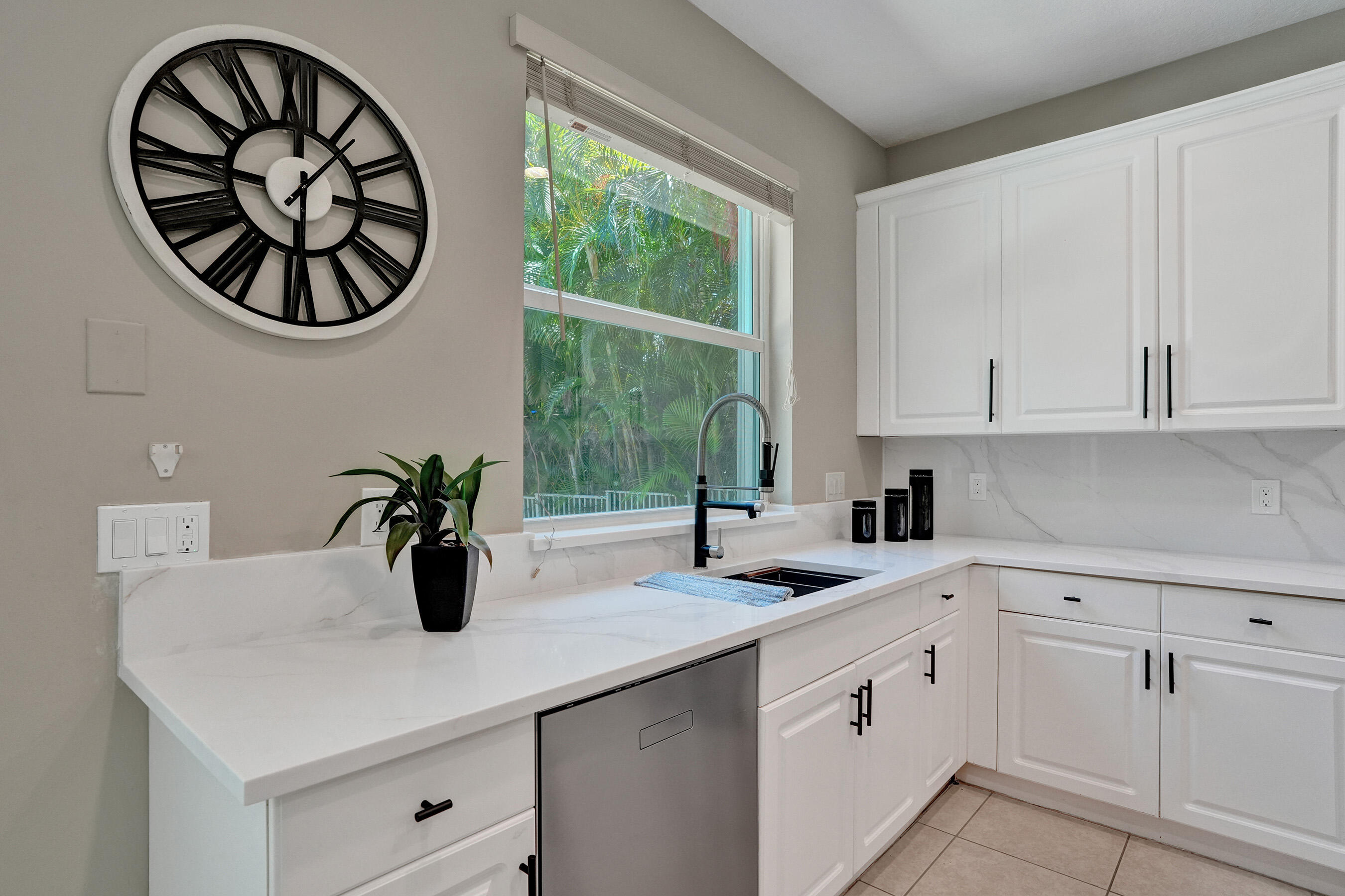 WATERS EDGE AT PARKLAND - Residential
