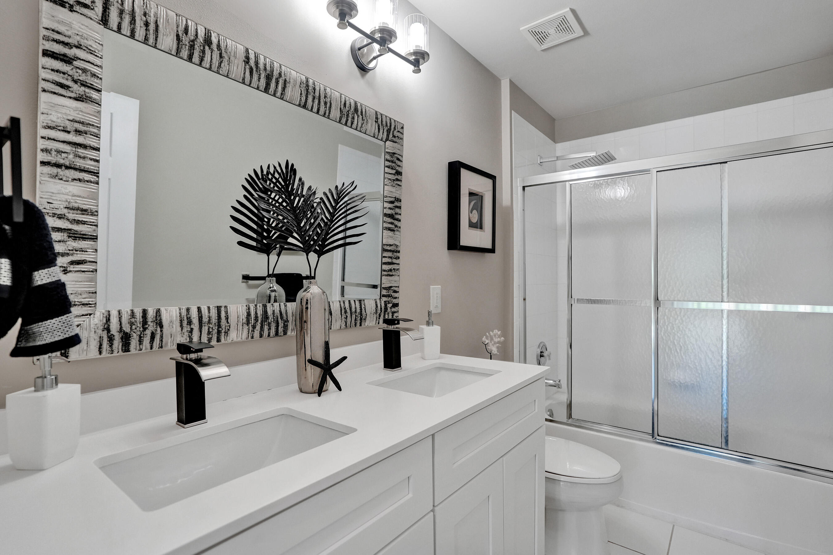 WATERS EDGE AT PARKLAND - Residential