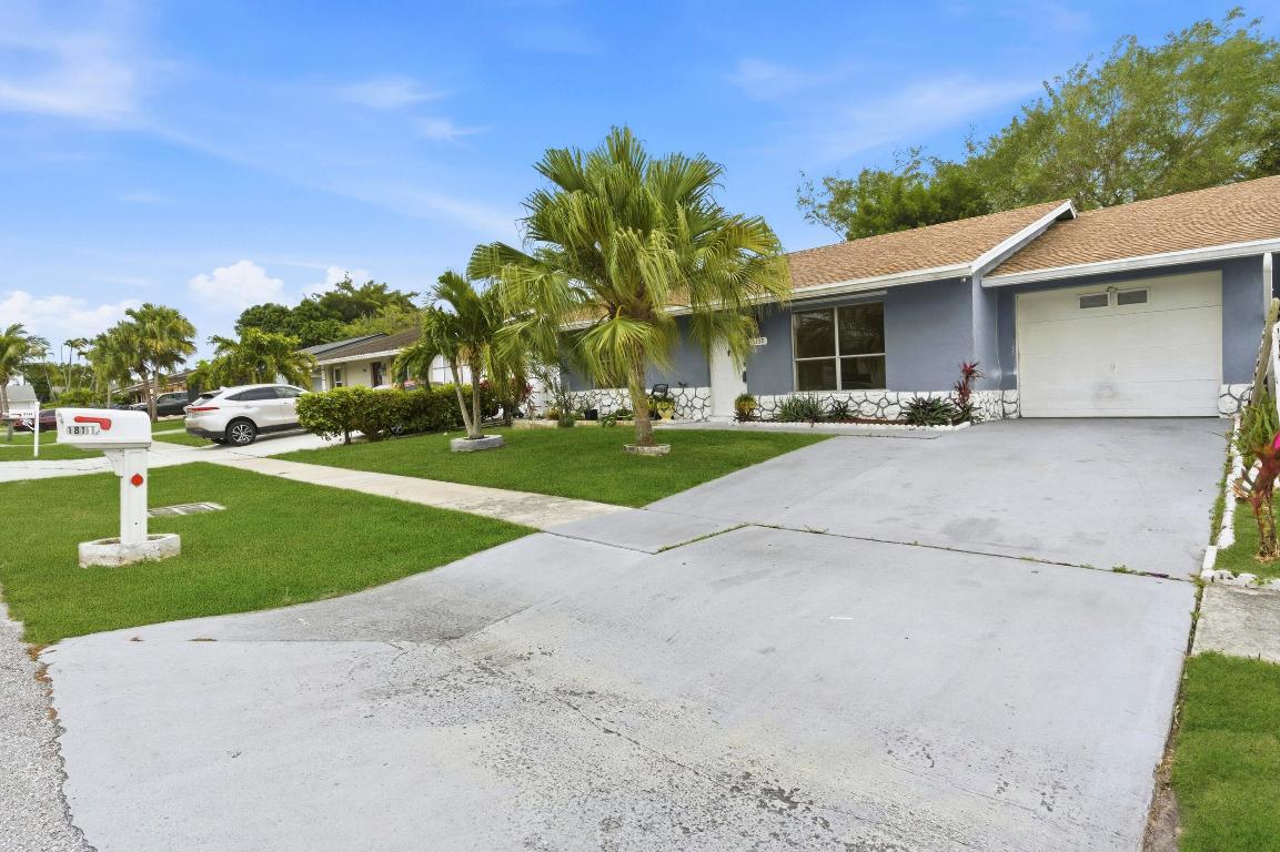 6130 Bluegrass Circle
