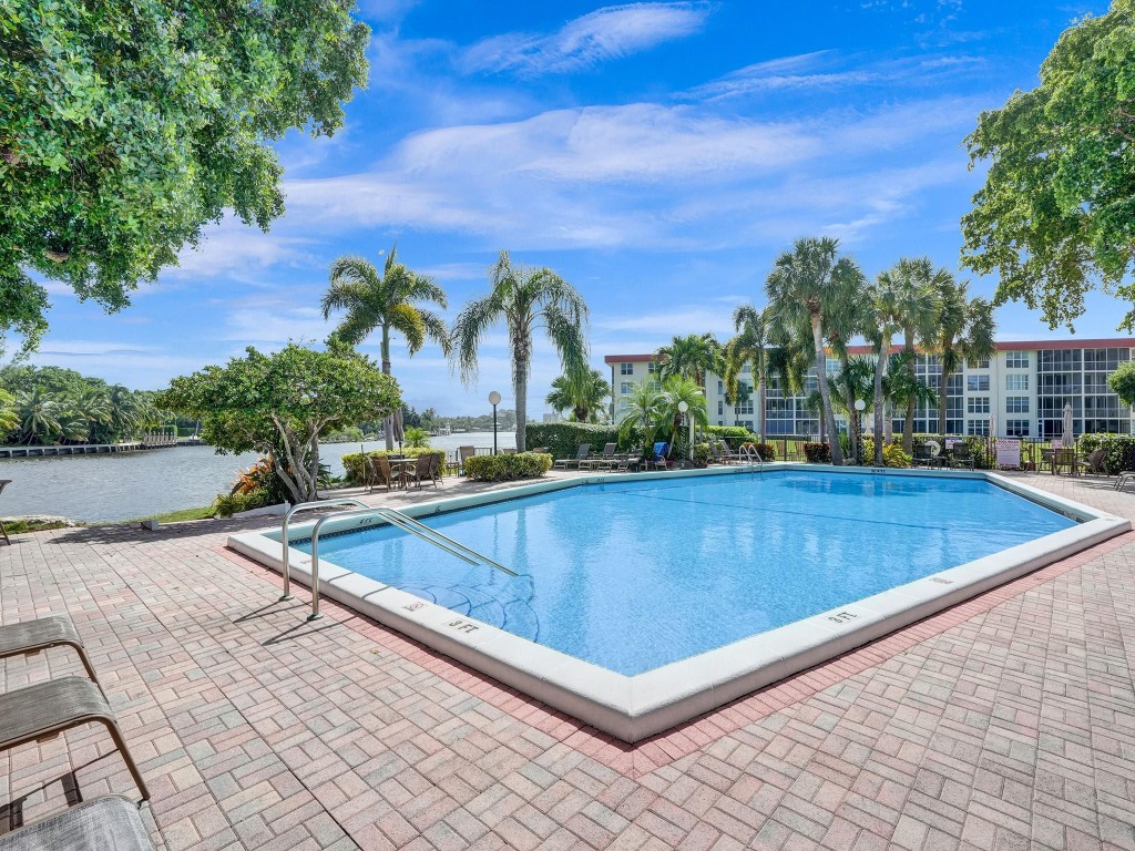 Palm-Aire at Coral Key - Residential