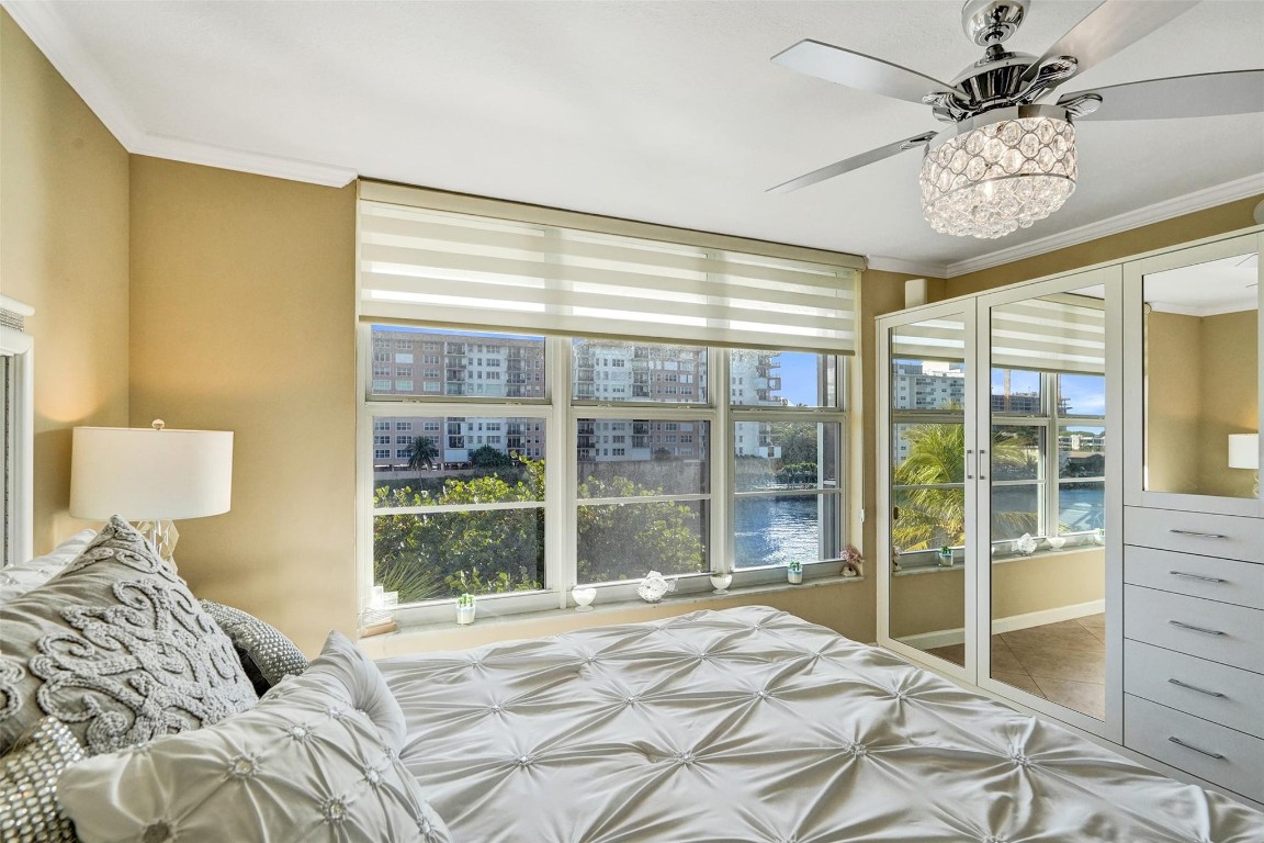 3180 NE 48th Court 404