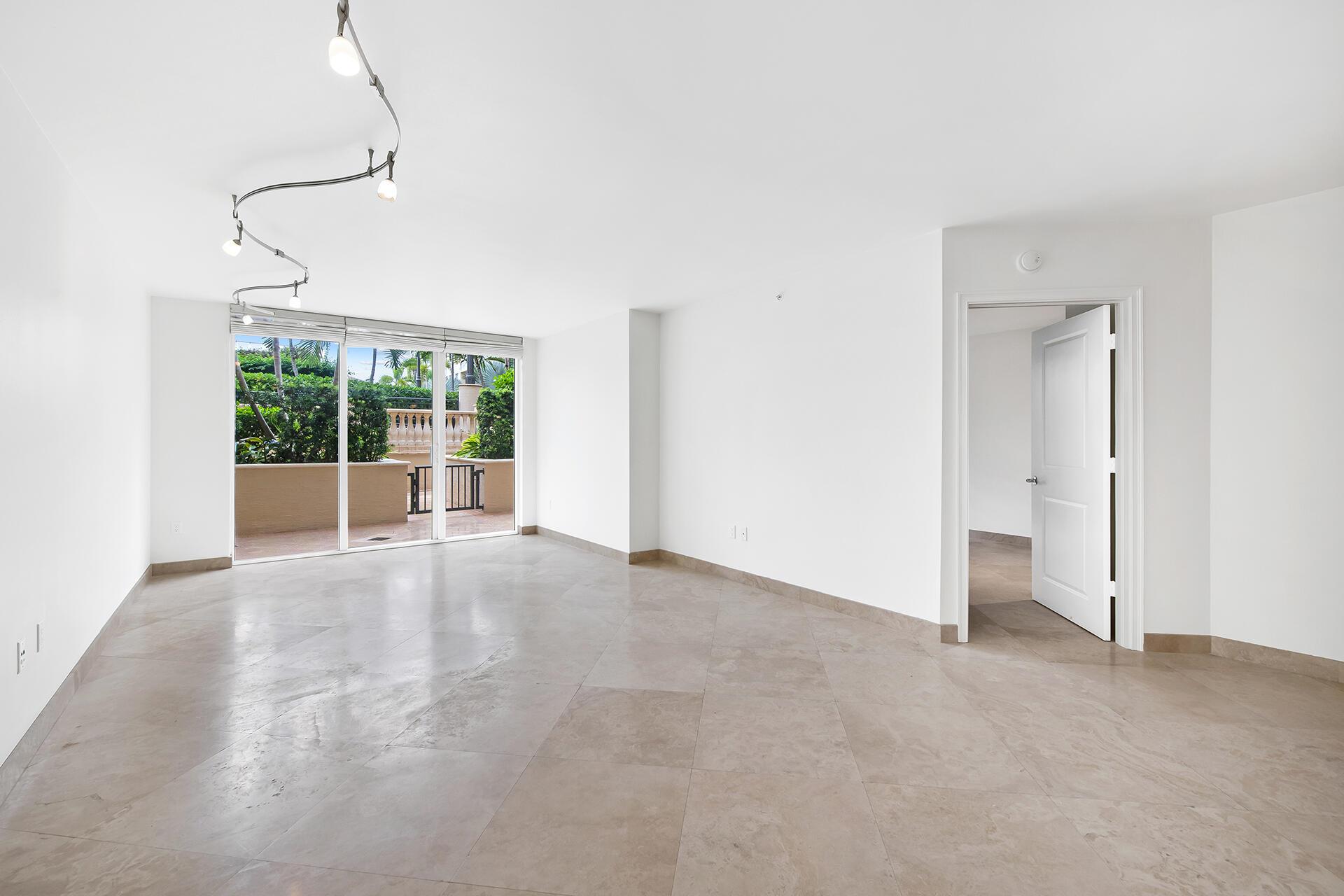 PALMETTO PLACE CONDO - Residential Lease