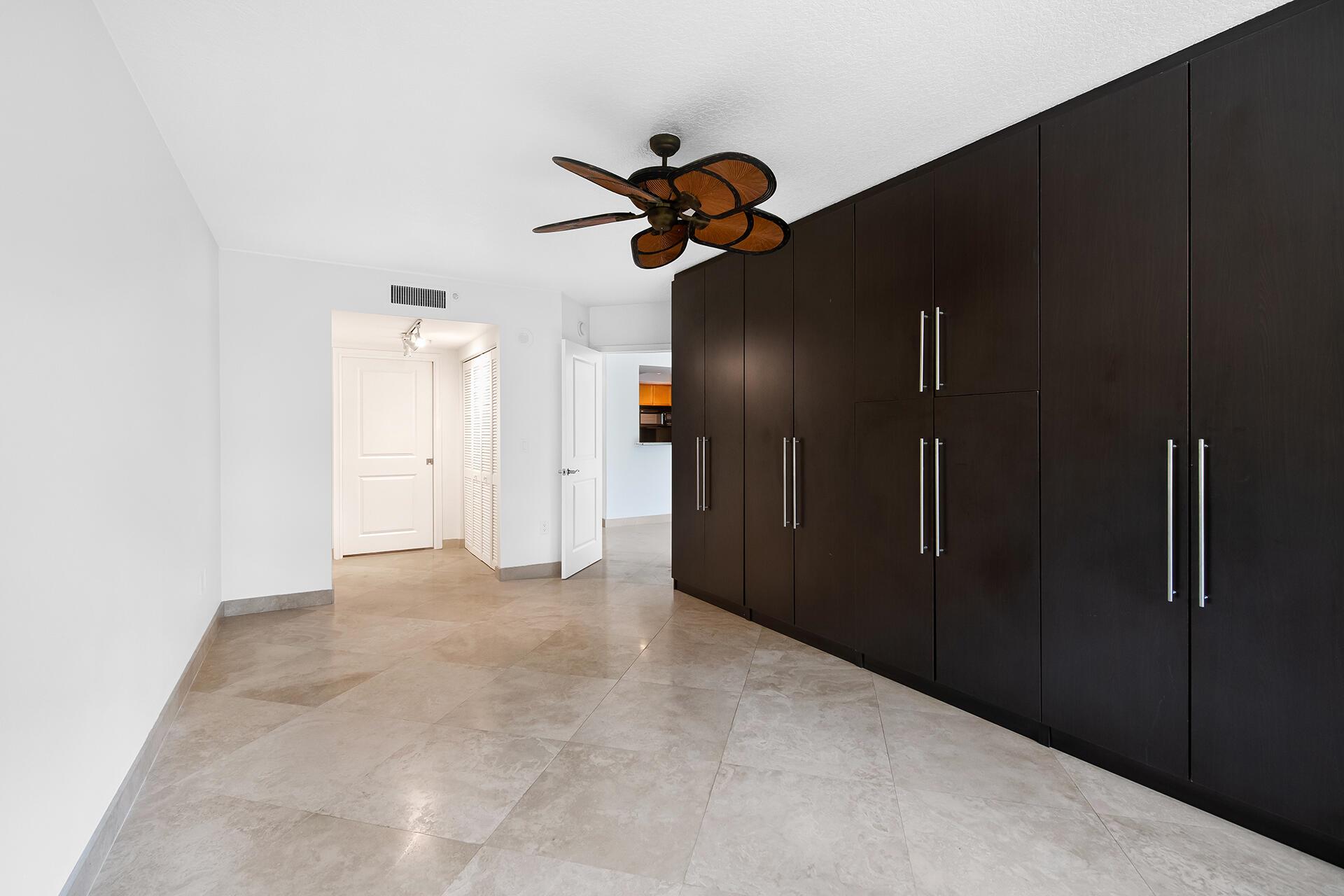 PALMETTO PLACE CONDO - Residential Lease