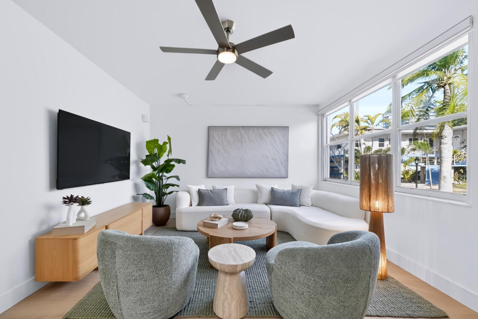 741 Bayshore Drive 2 S