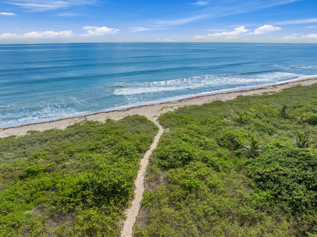 AVANTI OCEAN APARTMENTS - Residential