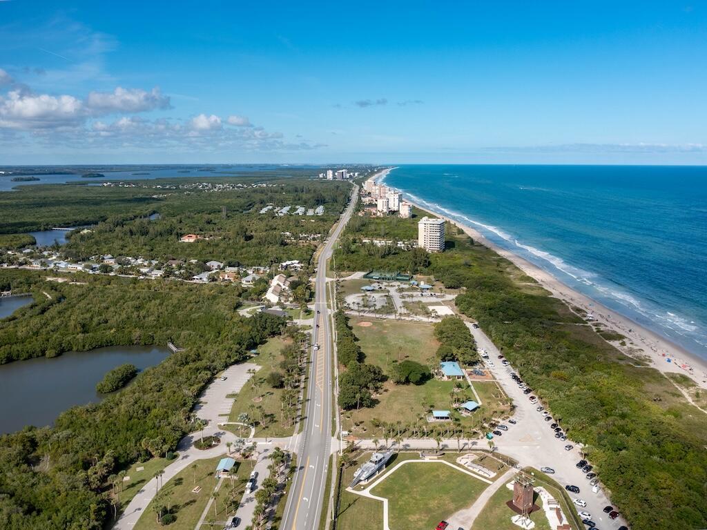 AVANTI OCEAN APARTMENTS - Residential