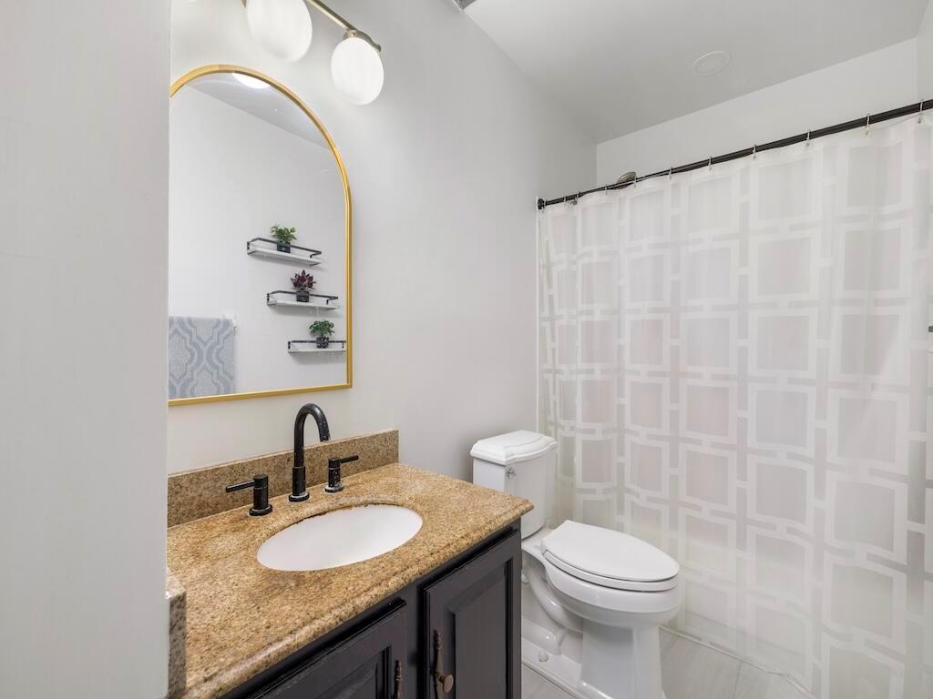 AVANTI OCEAN APARTMENTS - Residential