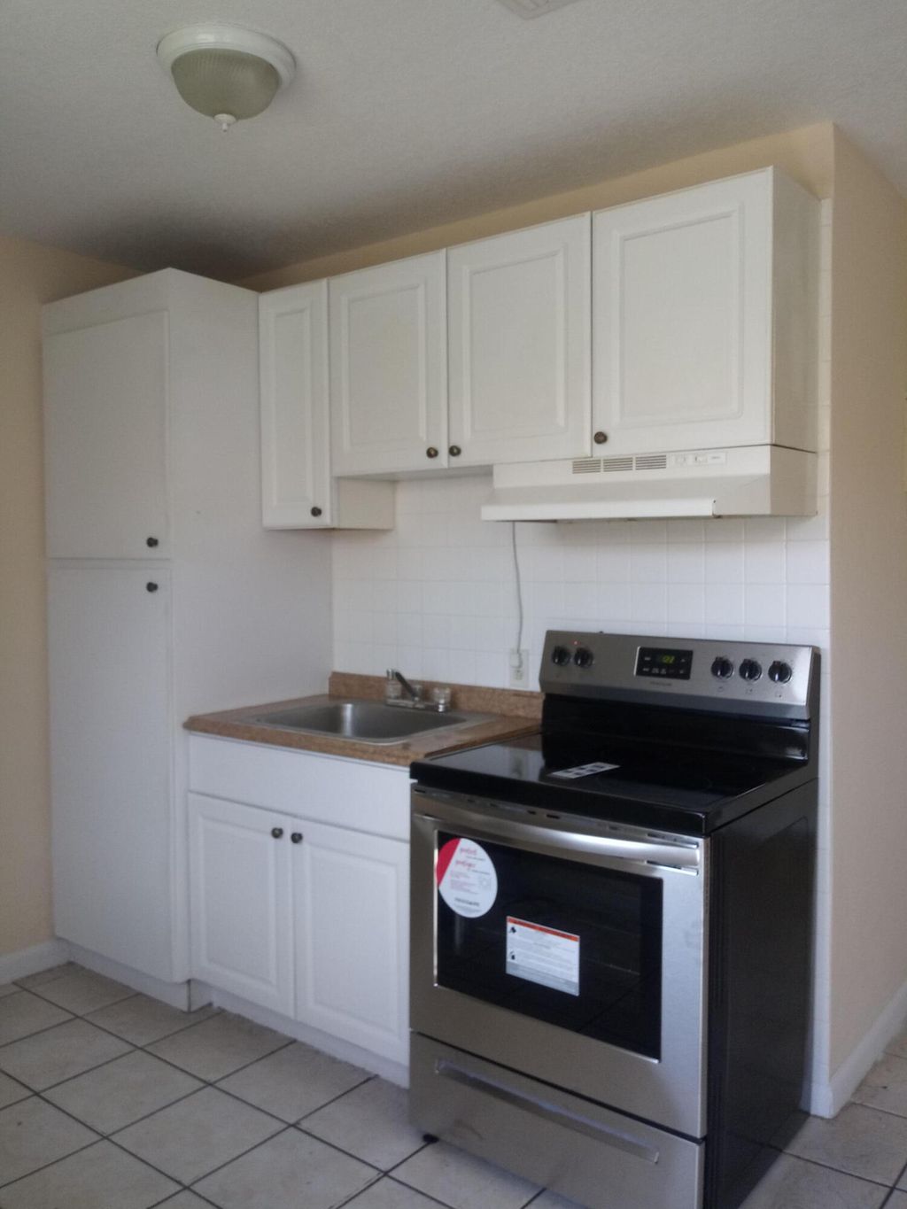 Photo of 1011 NW 8th Street #3, Hallandale Beach, FL 33009 (MLS # B26003087)