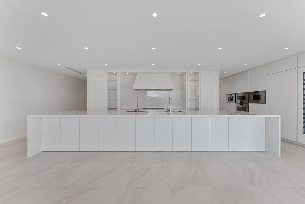 Photo of 210 SE Mizner Boulevard #301, Boca Raton, FL 33432 (MLS # R11138780)