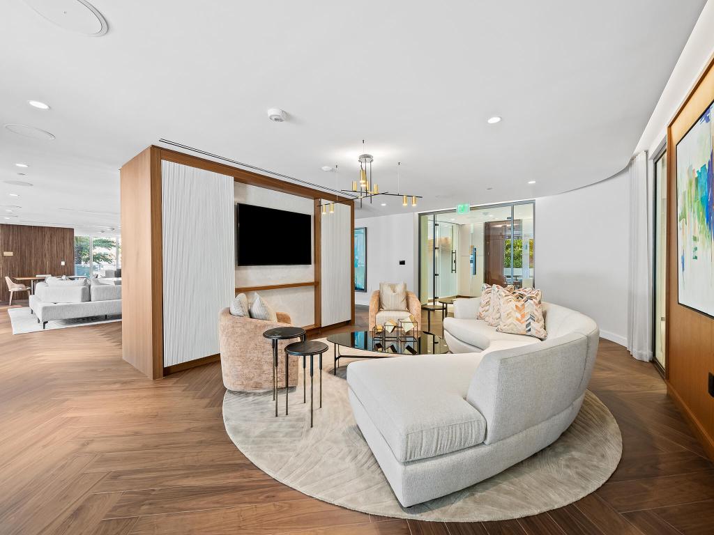 ALINA 210 BOCA RATON CONDO - Residential