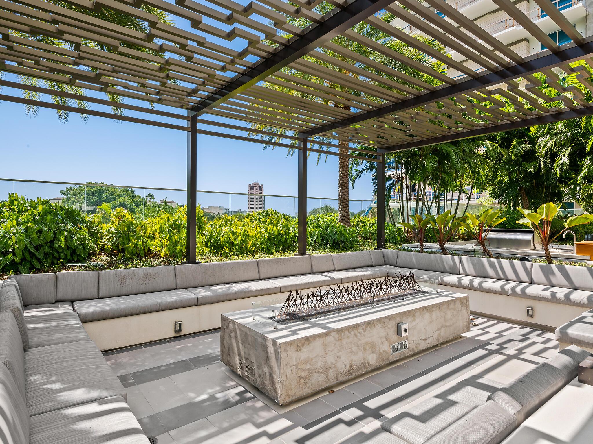 ALINA 210 BOCA RATON COND - Residential