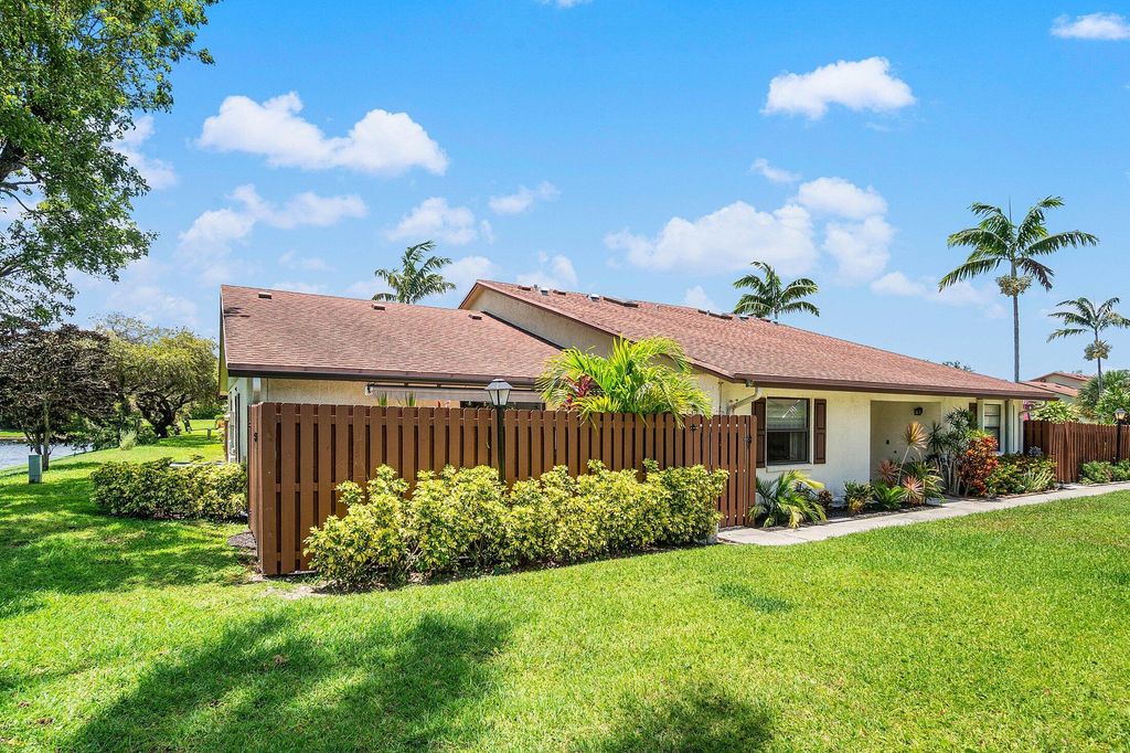 Photo of 3782 Lace Vine Lane, Boynton Beach, FL 33436 (MLS # B26033348)