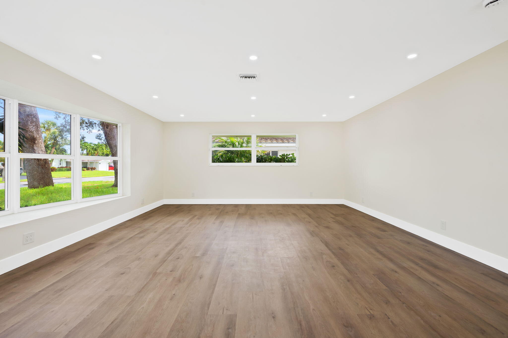 800 SW 4TH Street