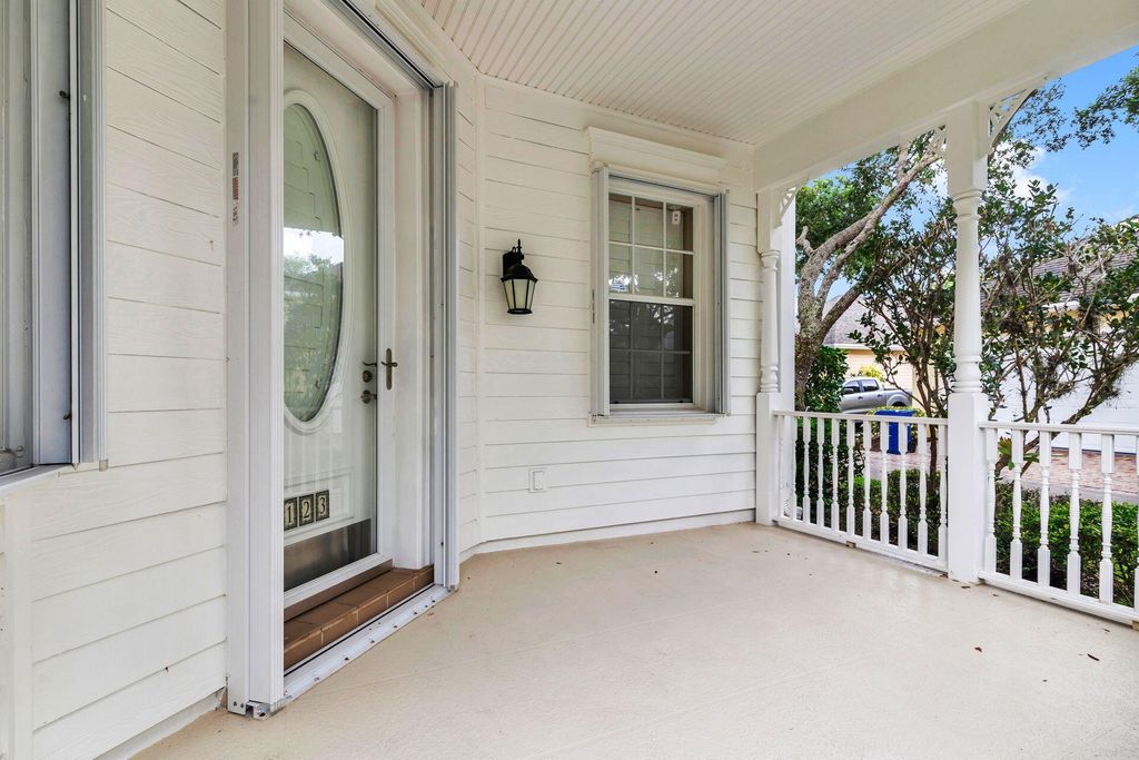 Photo of 123 New Haven Boulevard, Jupiter, FL 33458 (MLS # R10979756)