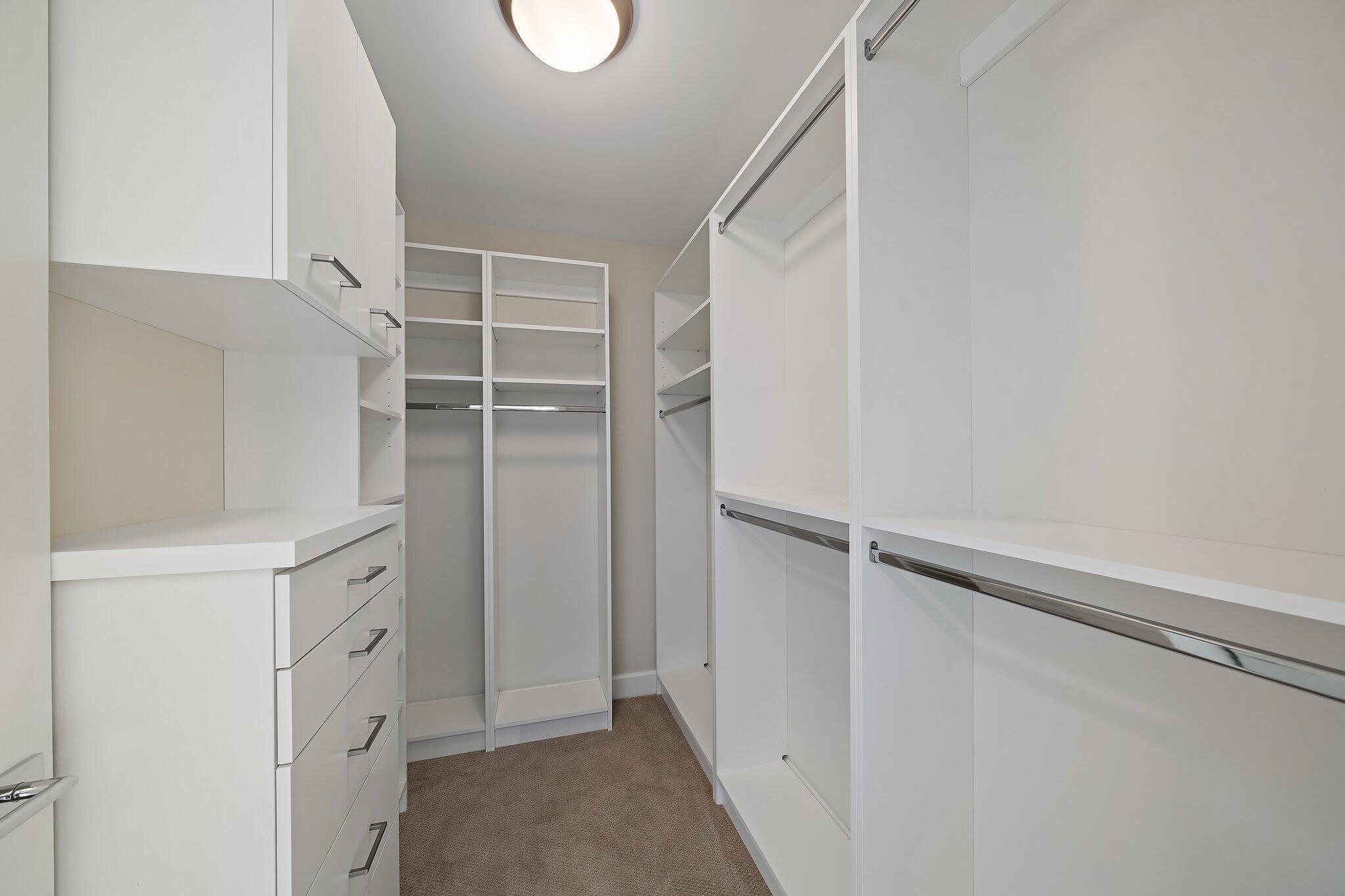 AZURE CONDO - Residential