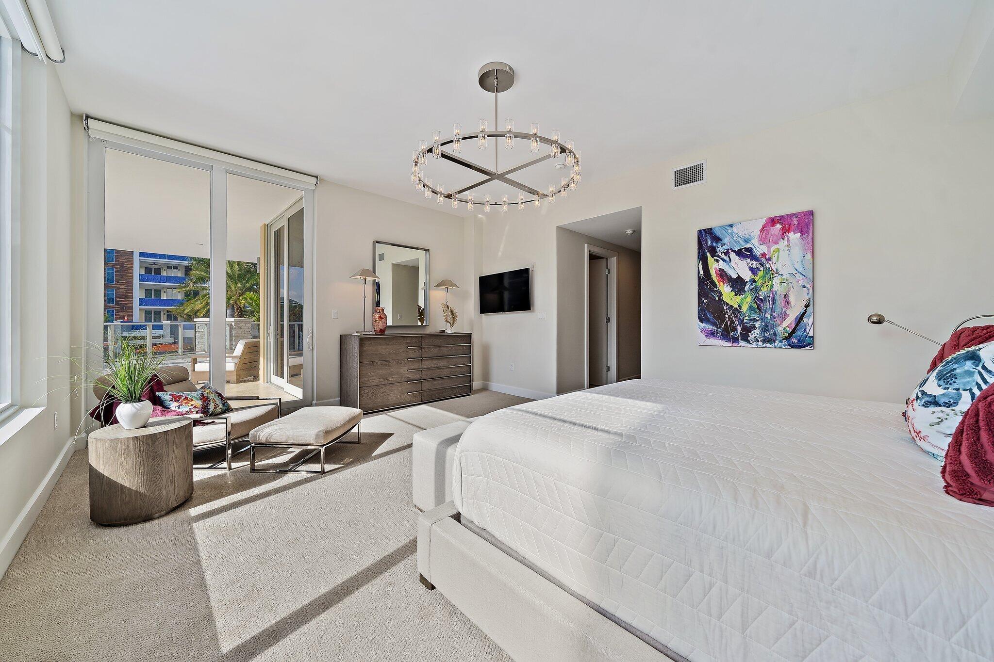 AZURE CONDO - Residential