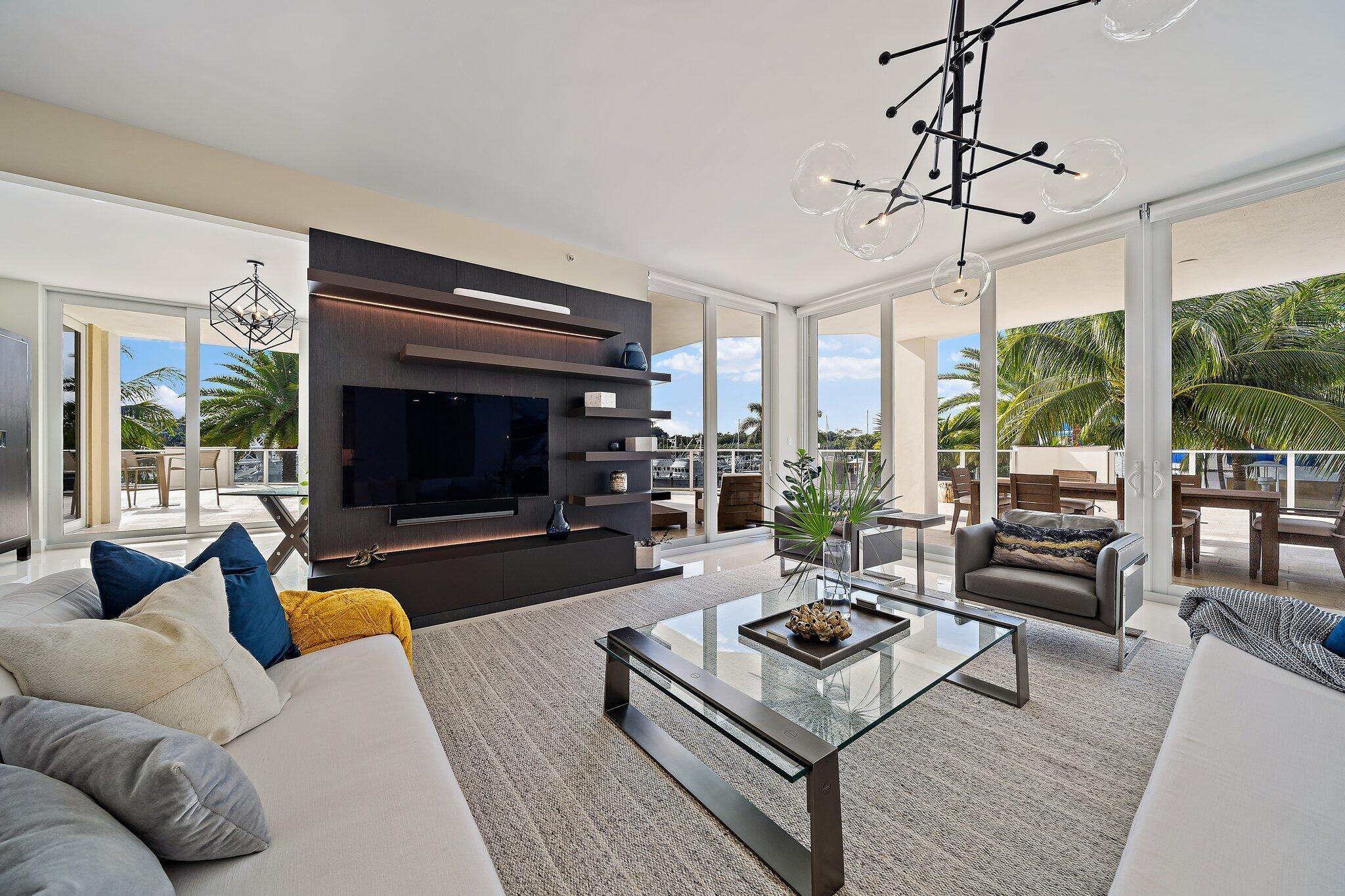 AZURE CONDO - Residential