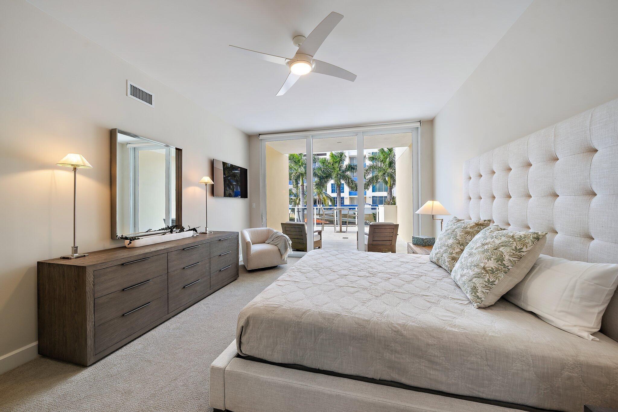 AZURE CONDO - Residential