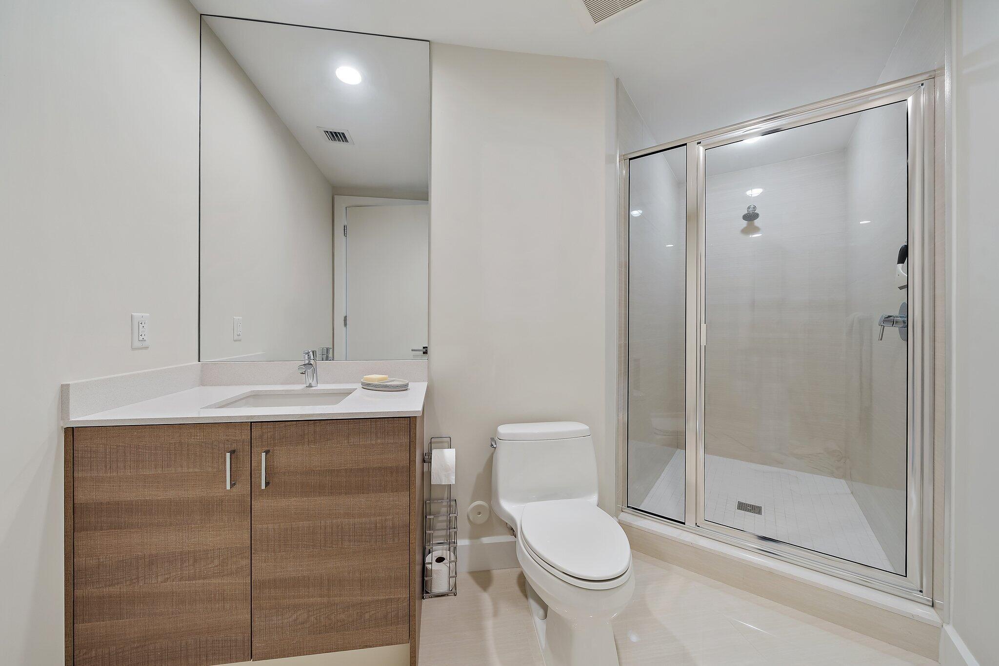 AZURE CONDO - Residential