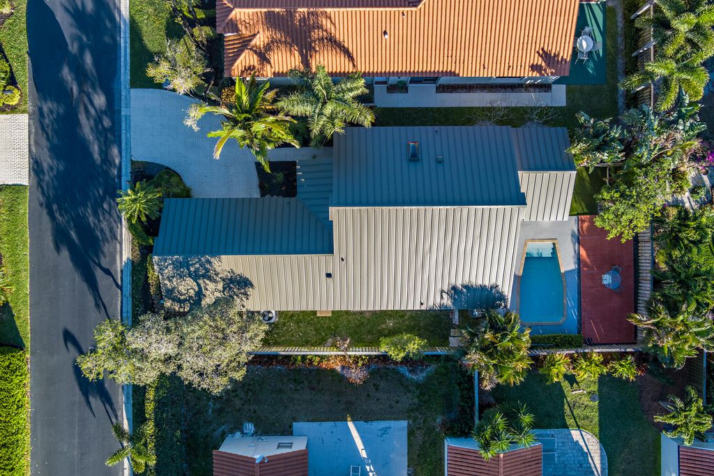 Photo of 2690 Mikasa Drive, Palm Beach Gardens, FL 33410 (MLS # R11167907)