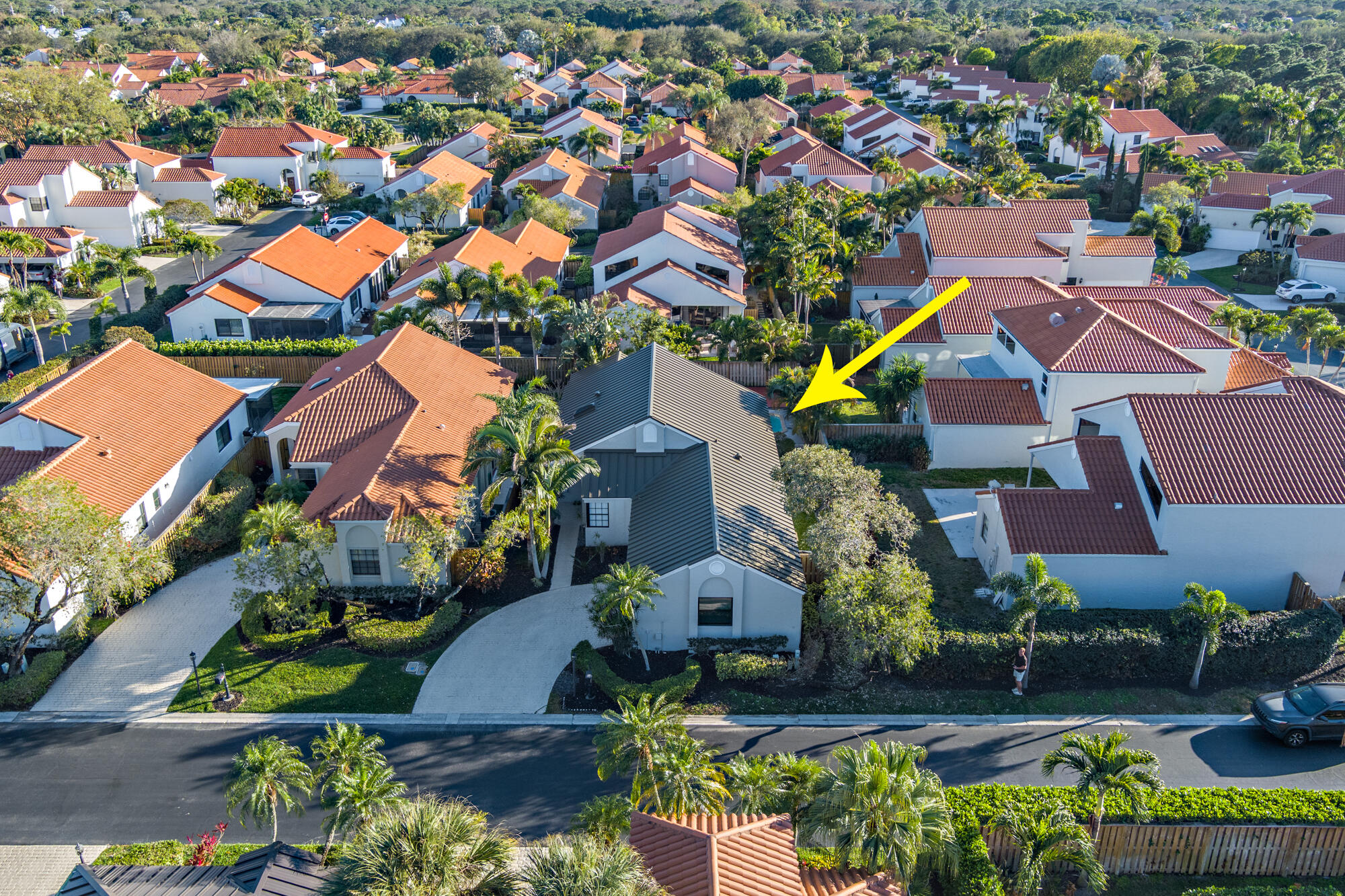 CRYSTAL POINTE 4 - Residential